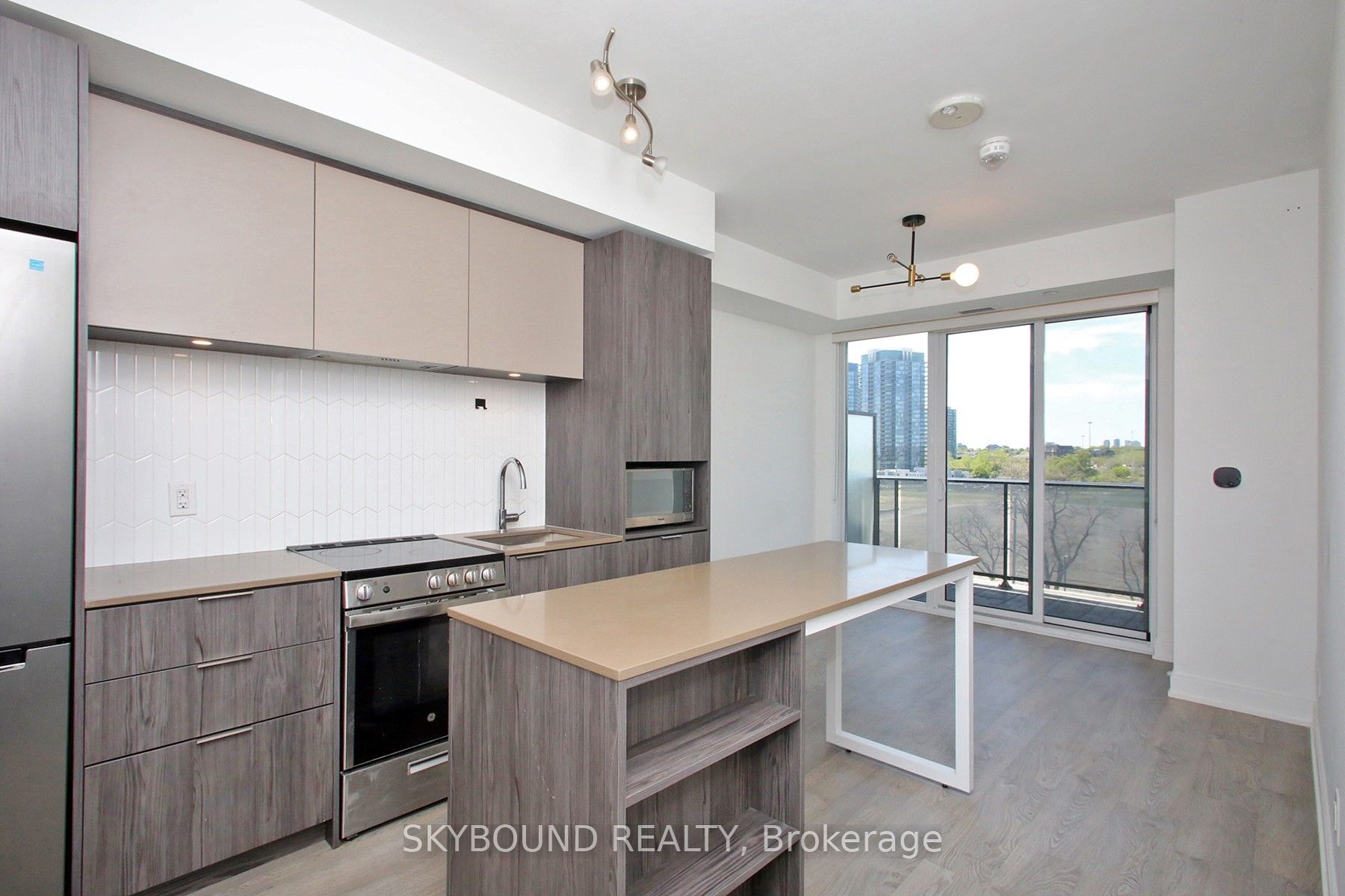 70 Annie Craig Drive 610, Toronto, ON M8V 0G2 photo 5