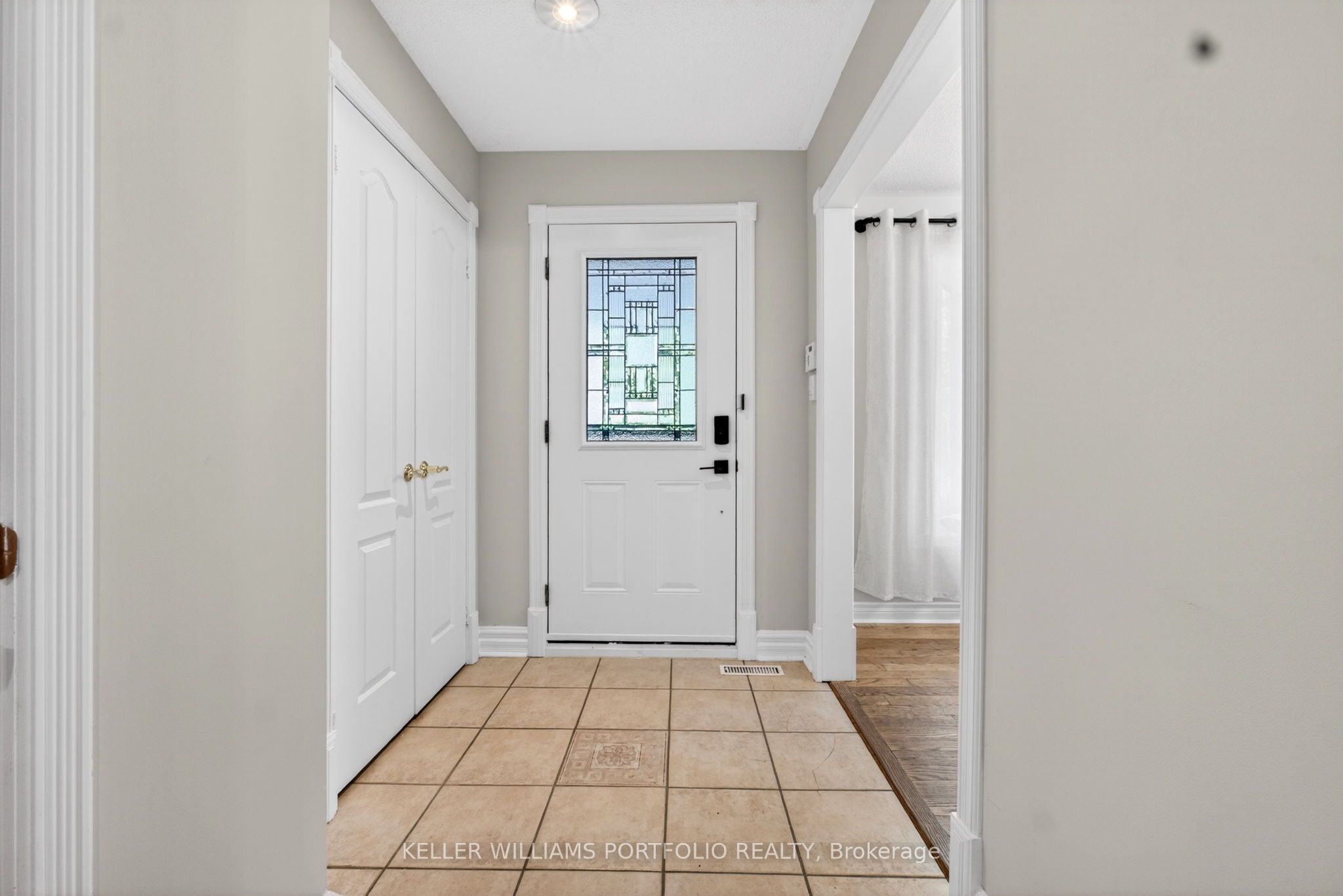 38 Laurelcrest Street, Brampton, ON L6S 2R4 photo 5