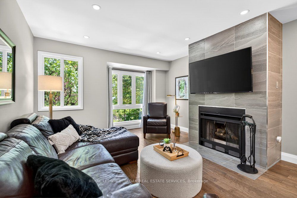 895 Maple Avenue 409, Burlington, ON L7S 2H7 photo 4