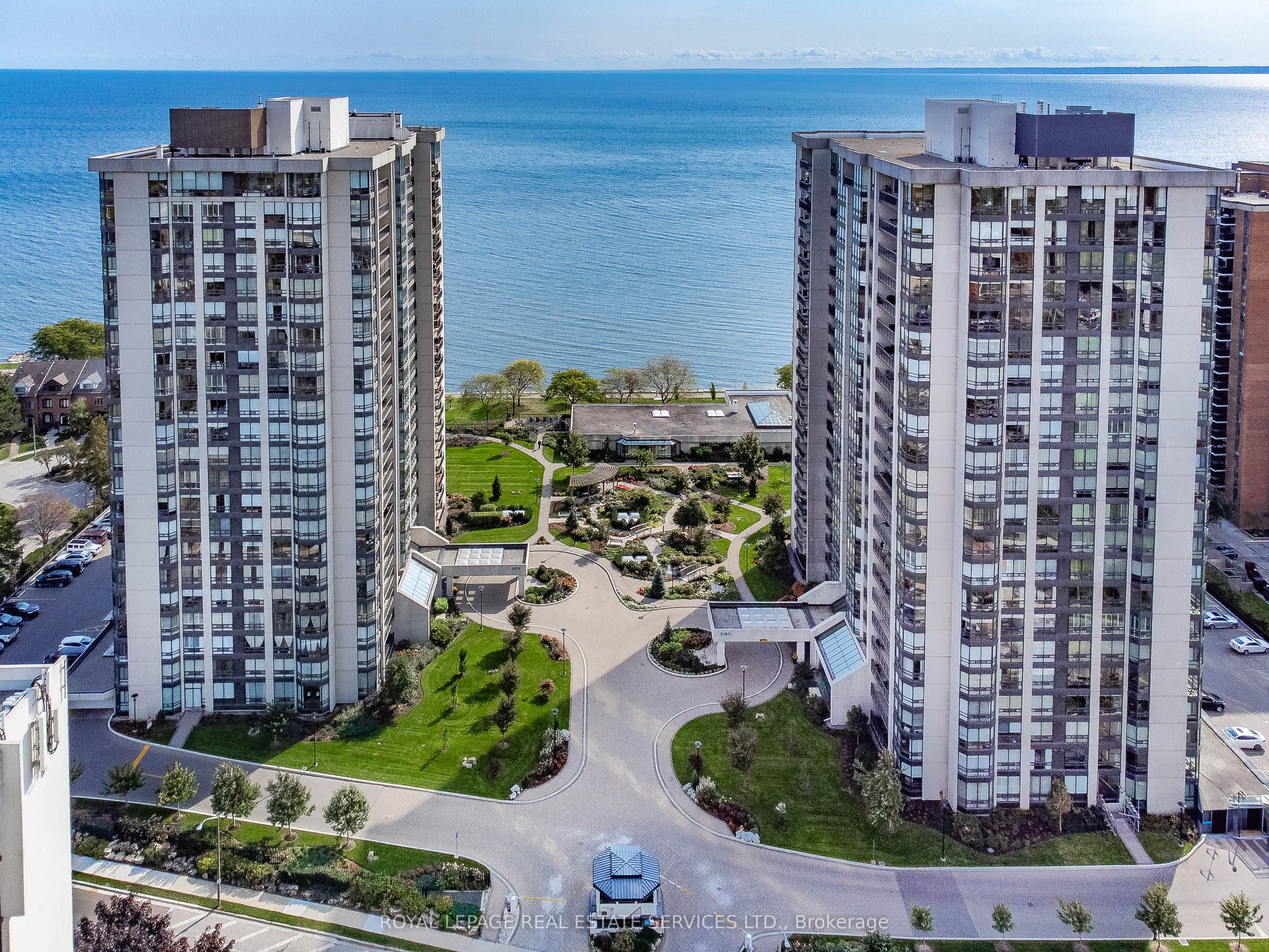 2170 Marine Drive 1203, Oakville, ON L6L 5V1 photo 2