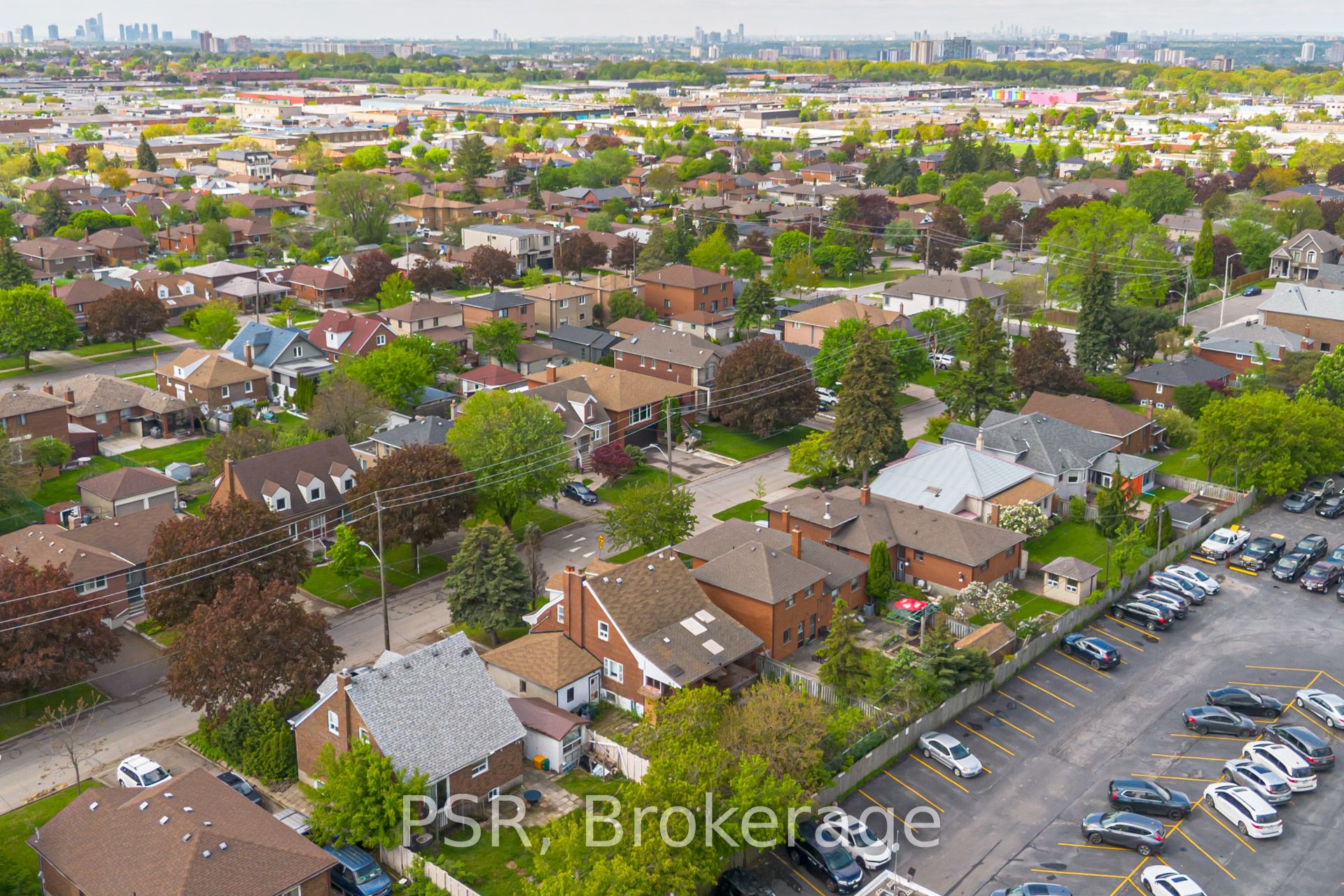 14 Jane Osler Boulevard, Toronto, ON M6A 1W7 photo 3