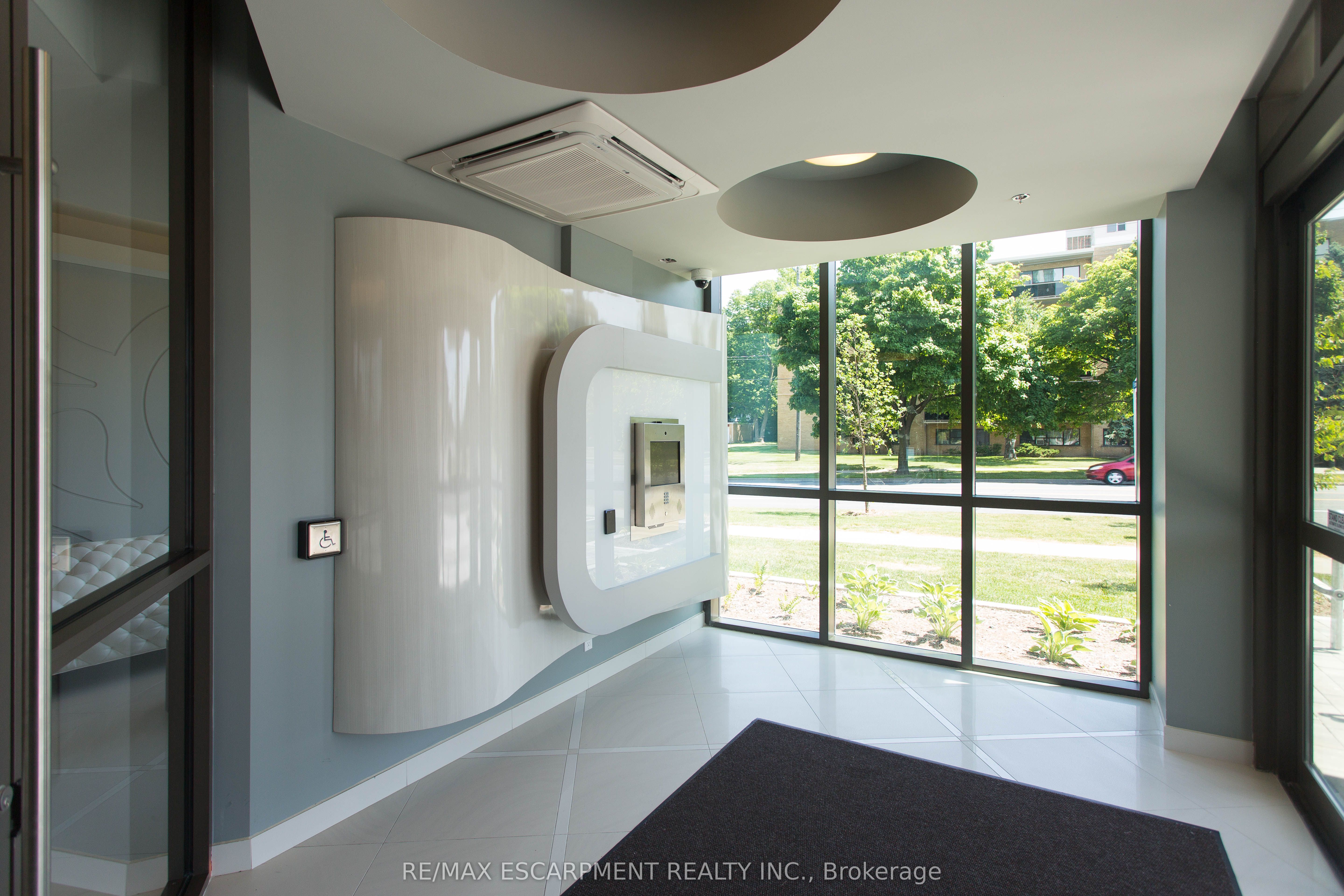 80 Esther Lorrie Drive 501, Toronto, ON M9W 4V1 photo 5