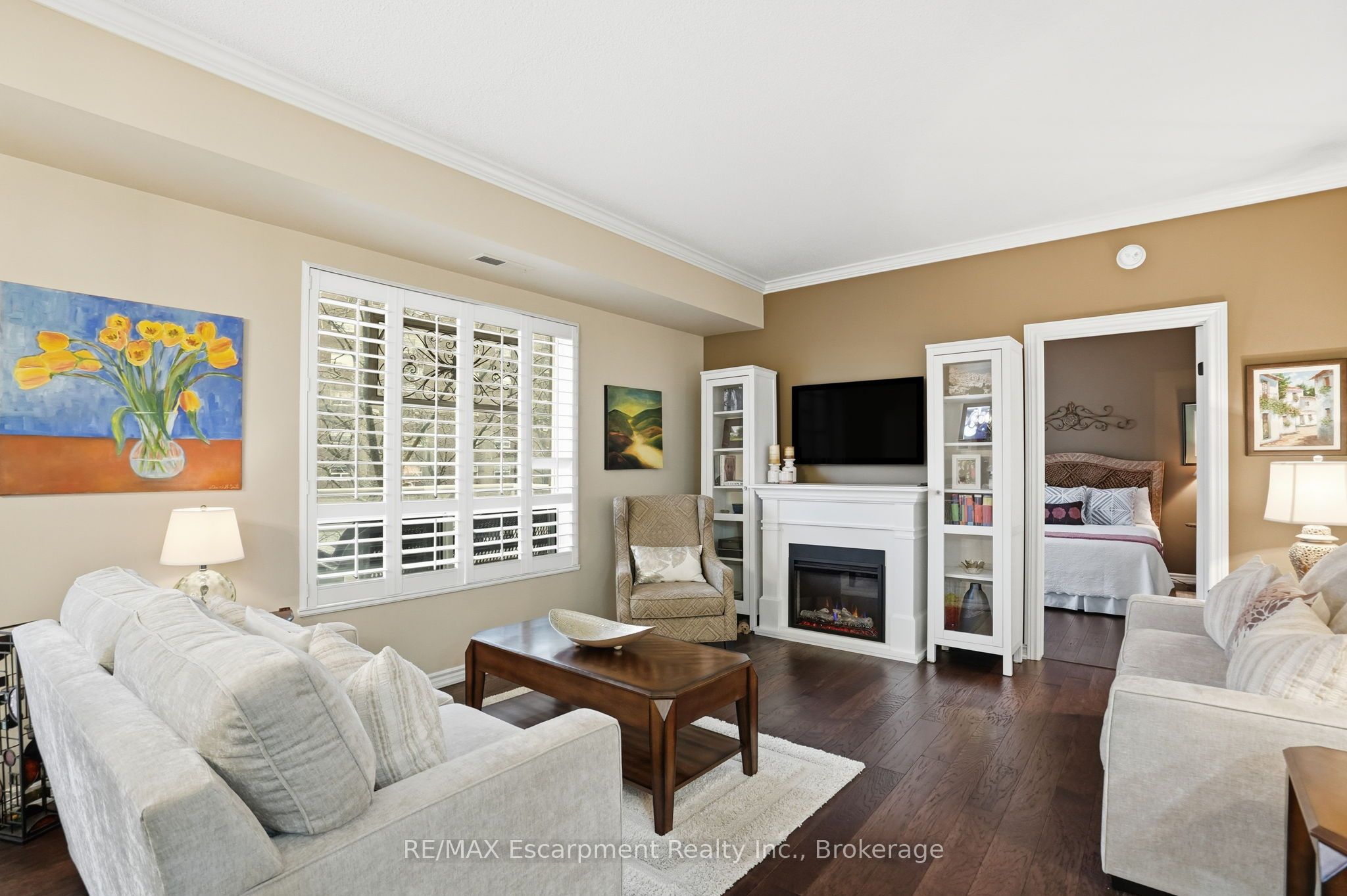 5188 Lakeshore Road 310, Burlington, ON L7L 6P4