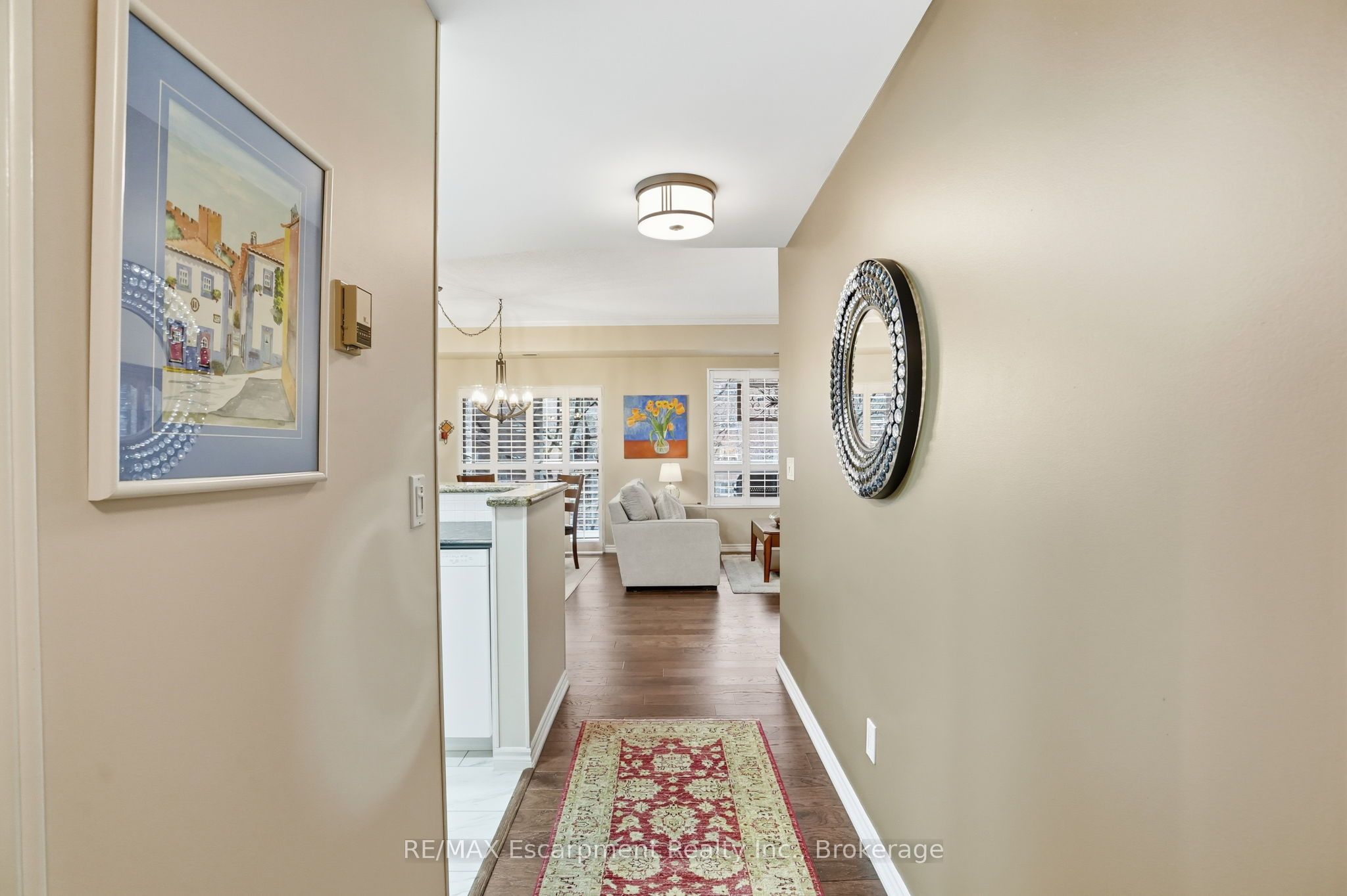 5188 Lakeshore Road 310, Burlington, ON L7L 6P4 photo 3