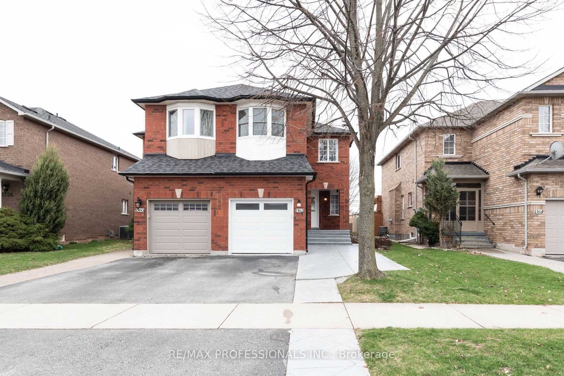 1362 Brookstar Drive, Oakville, ON L6M 3W1