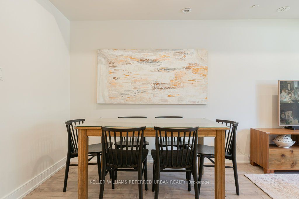 66 Long Branch Avenue 6, Toronto, ON M8W 3J4 photo 5