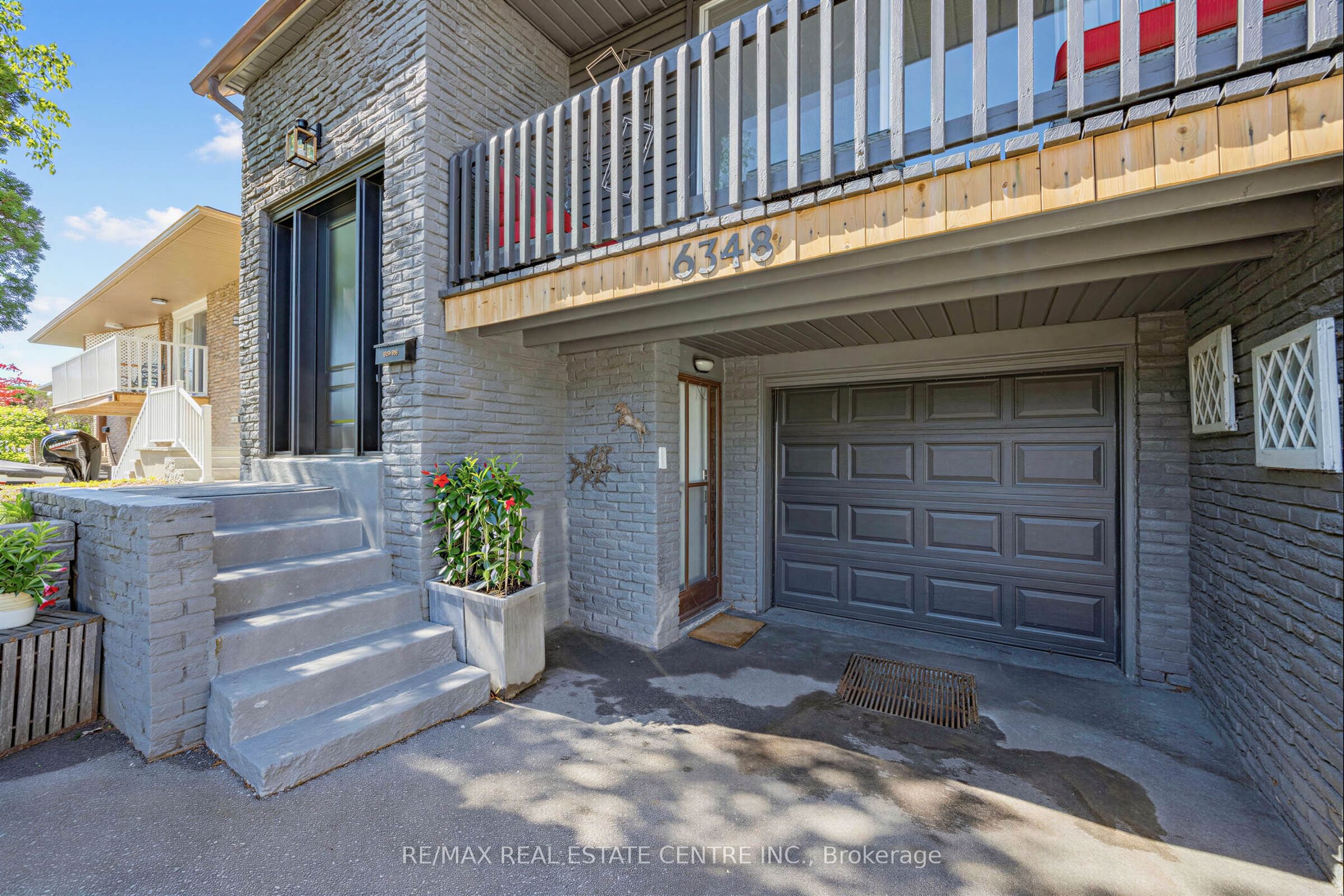 6348 Atherly Crescent, Mississauga, ON L5N 2J2 photo 2