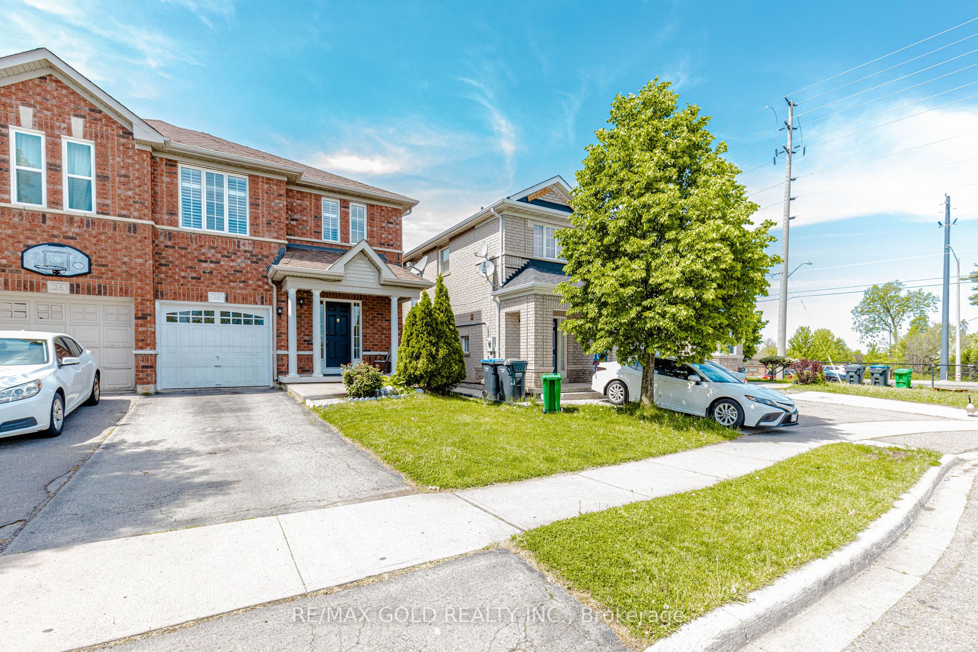 28 Rivermere Court, Brampton, ON L7A 1R4 photo 3
