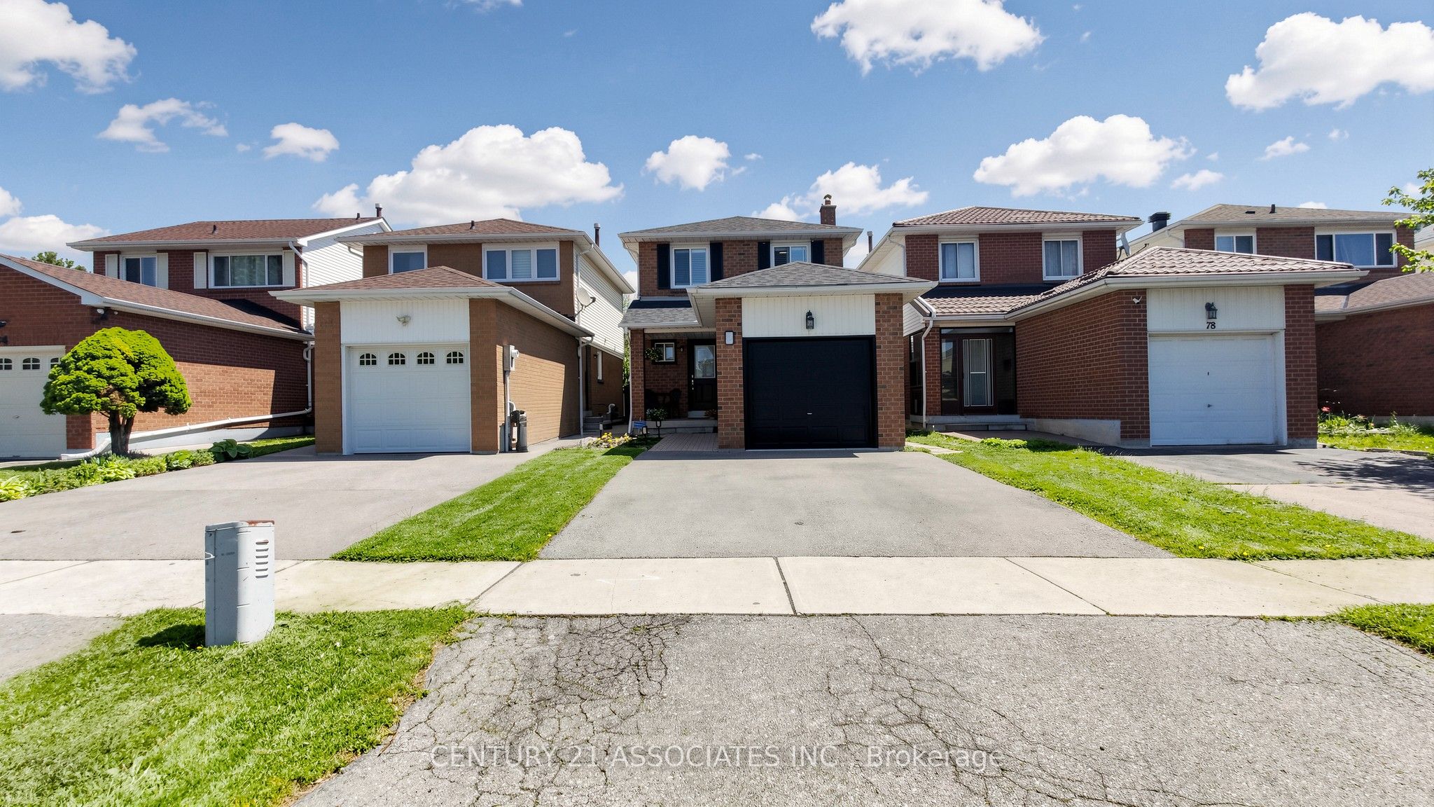 80 Stephensen Court, Brampton, ON L6V 3X8 photo 2