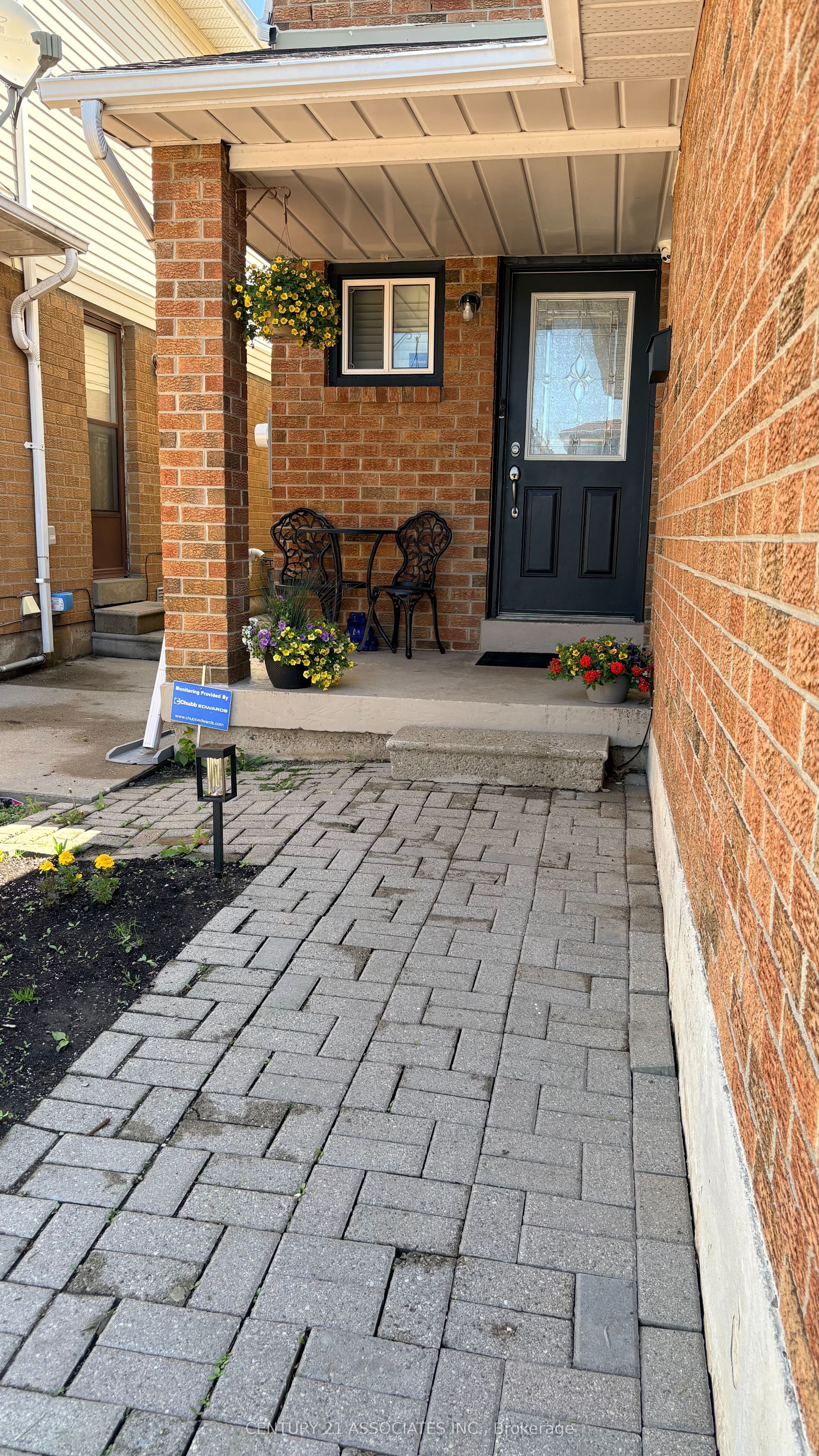 80 Stephensen Court, Brampton, ON L6V 3X8 photo 3