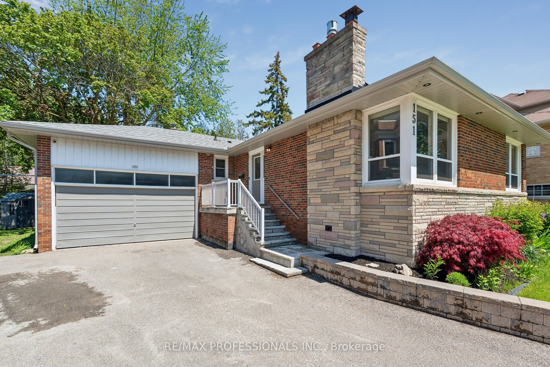 151 Perry Crescent, Toronto, ON M9A 1K8 photo 3