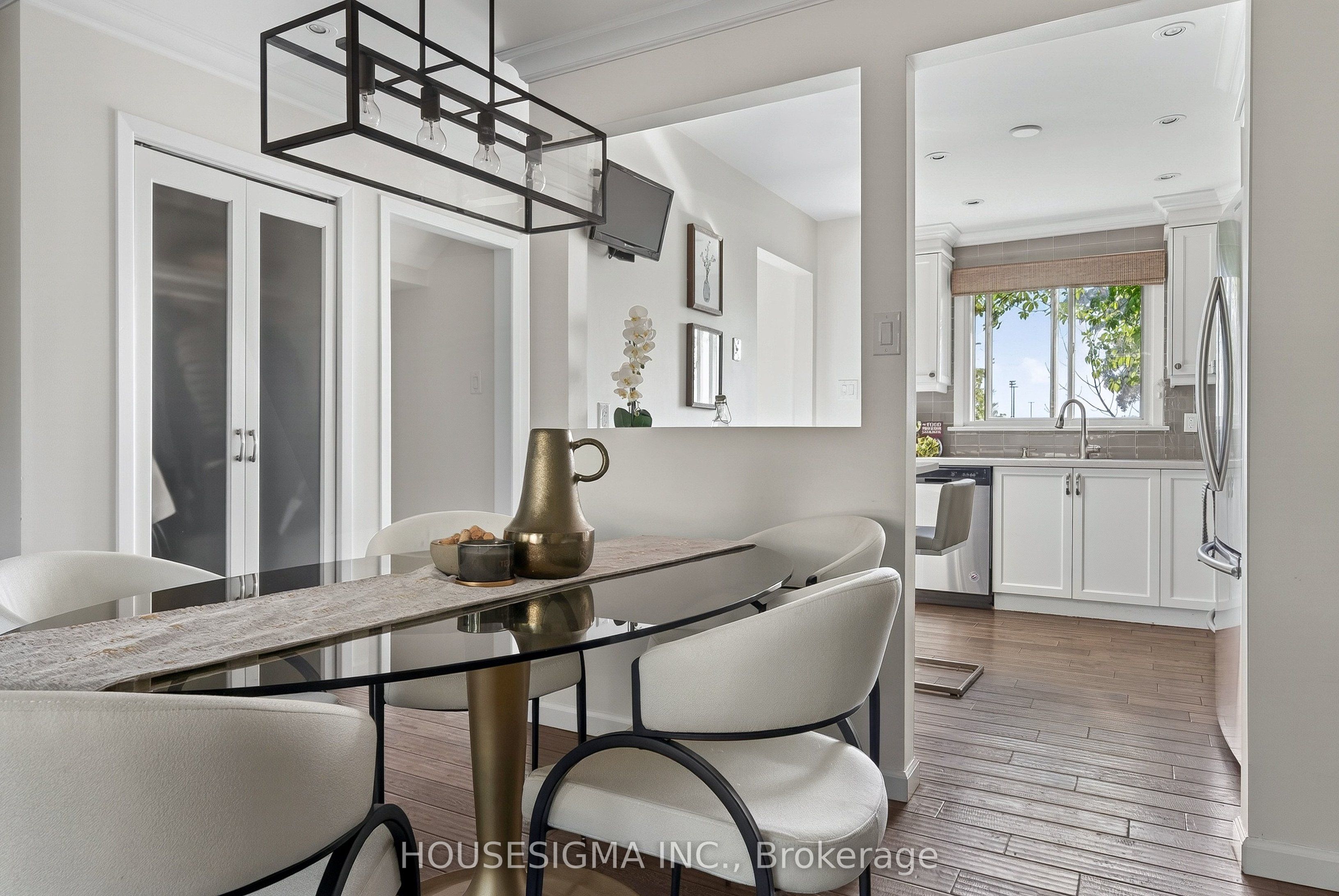15 Centennial Park Road S 90, Toronto, ON M9C 4W8 photo 5