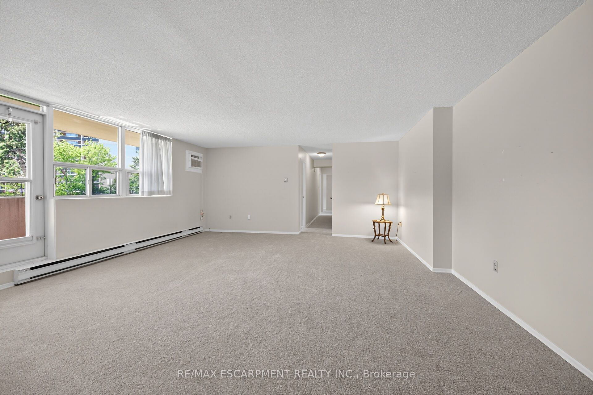 700 Dynes Road 101, Burlington, ON L7N 3M2 photo 4