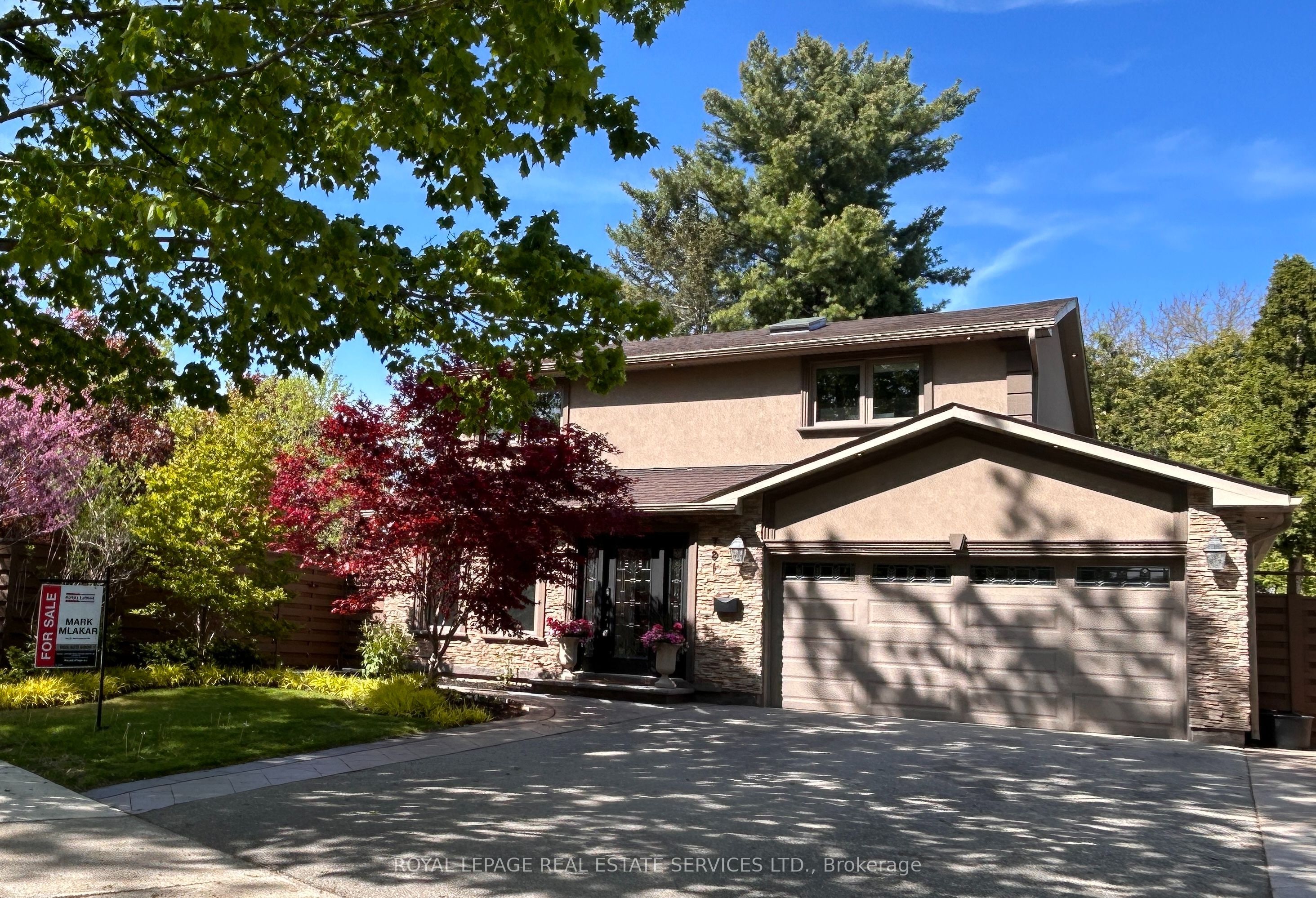 781 Fletcher Valley Crescent, Mississauga, ON L5J 2X4 photo 2