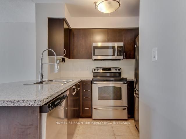 4850 Glen Erin Drive 105, Mississauga, ON L5M 7S1 photo 2