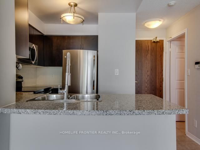 4850 Glen Erin Drive 105, Mississauga, ON L5M 7S1 photo 3