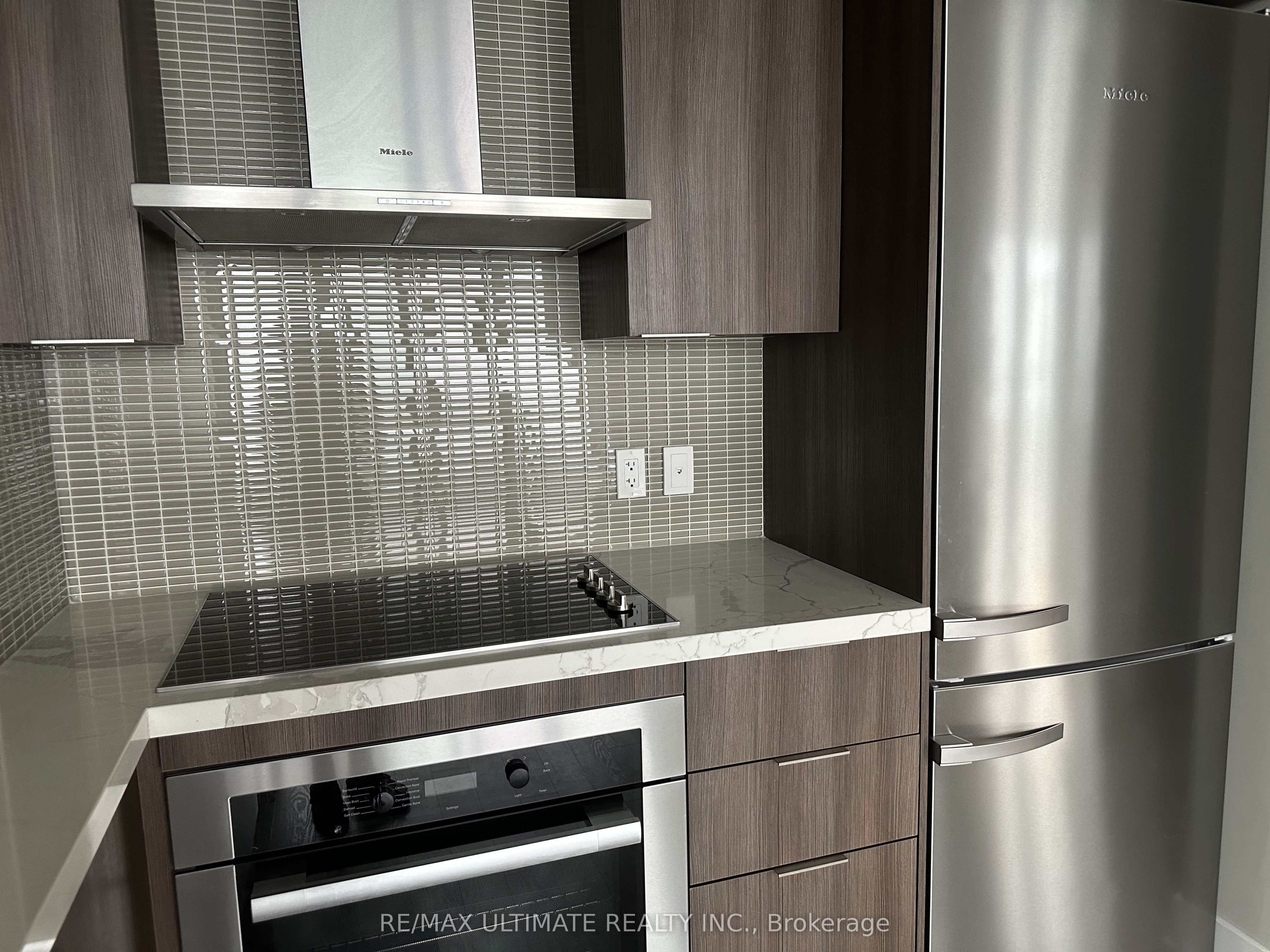 30 SE Shore Breeze Drive 6206, Toronto, ON M8V 0J1 photo 3