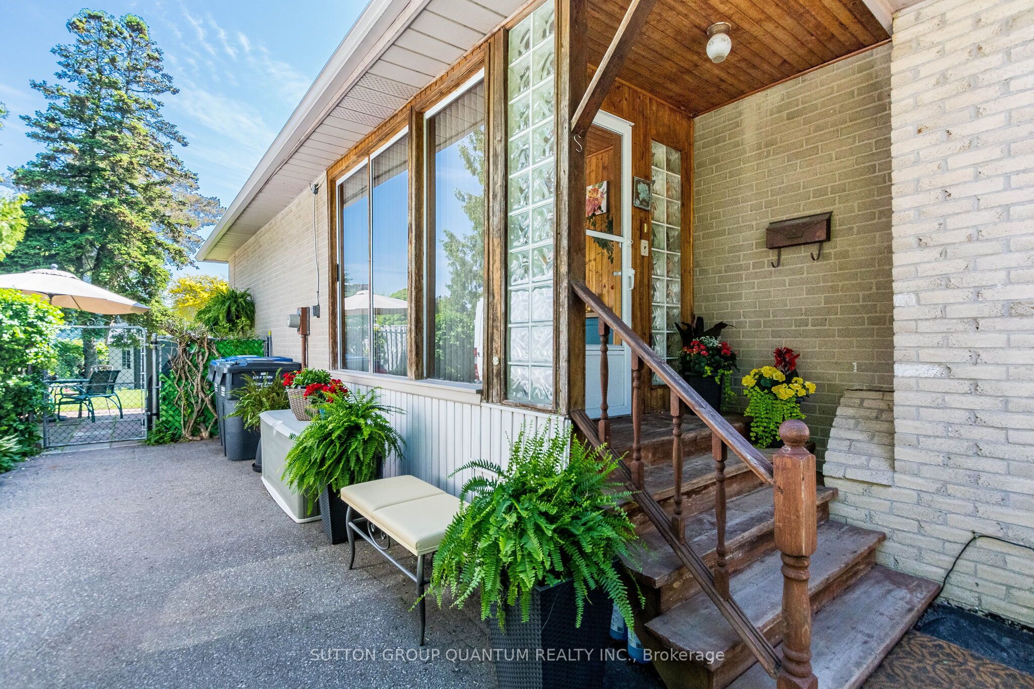 1293 Daimler Road, Mississauga, ON L5J 3T3 photo 4