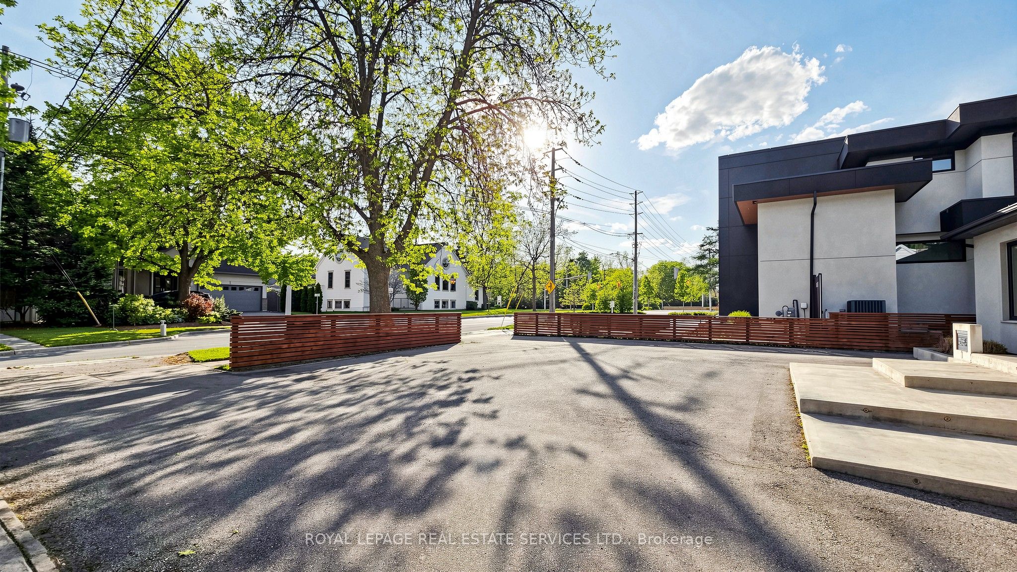 285 Bronte Road, Oakville, ON L6L 3C5 photo 4