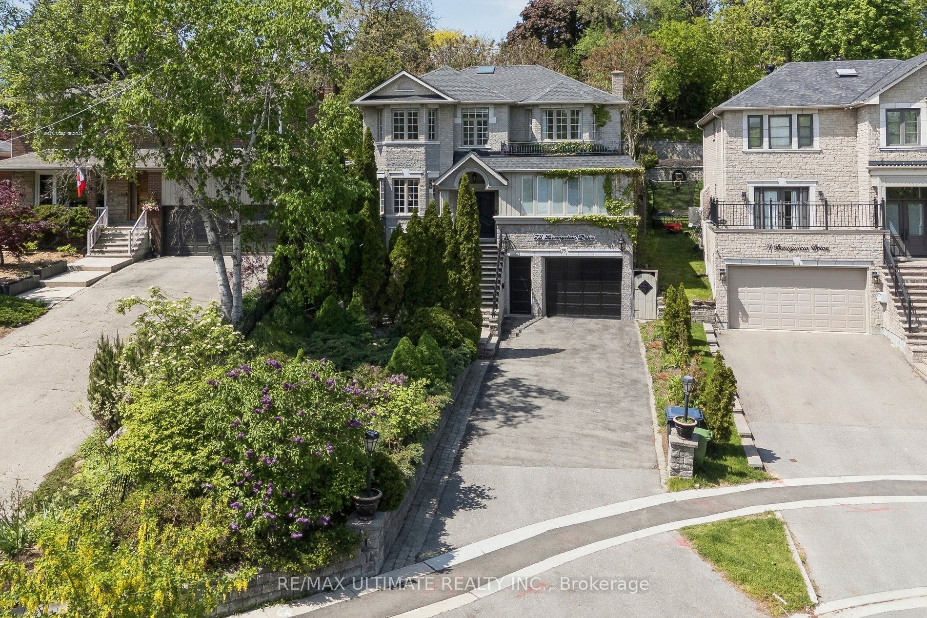 73 Bonnyview Drive, Toronto, ON M8Y 3G7 photo 5
