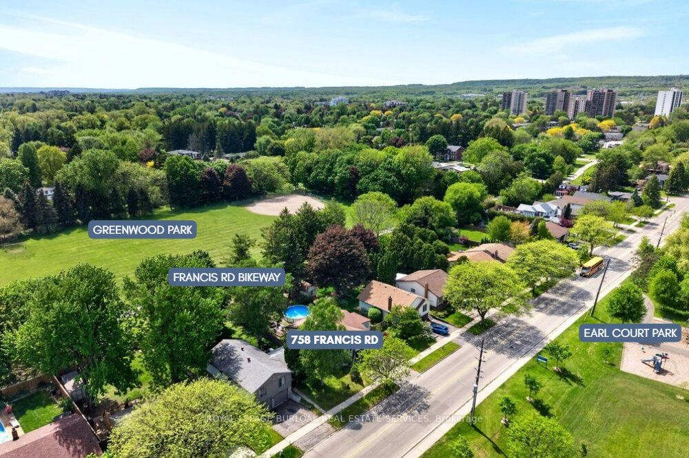 758 Francis Road, Burlington, ON L7T 4A3 photo 2
