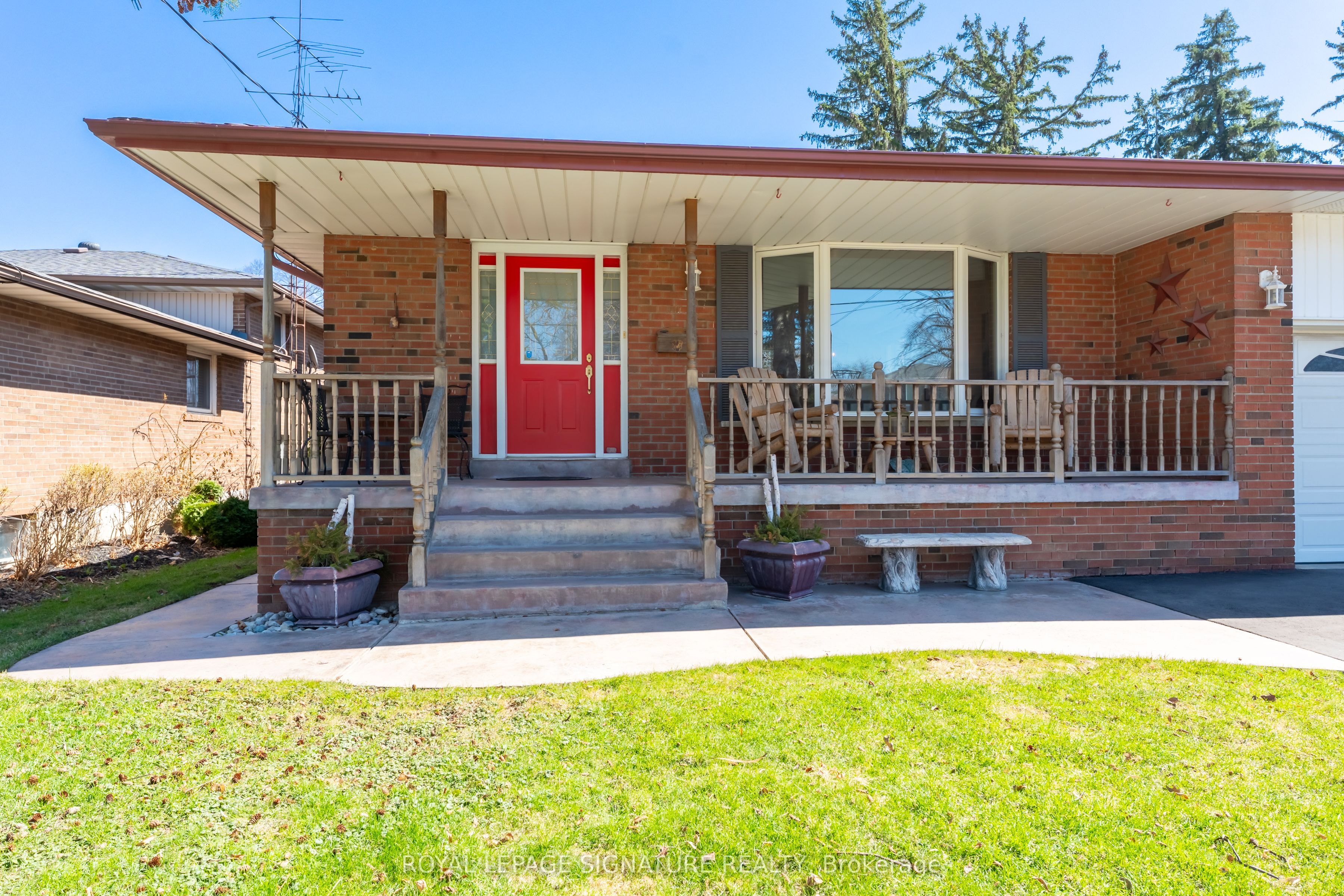2002 Ingledale Road, Mississauga, ON L5J 2H2 photo 3
