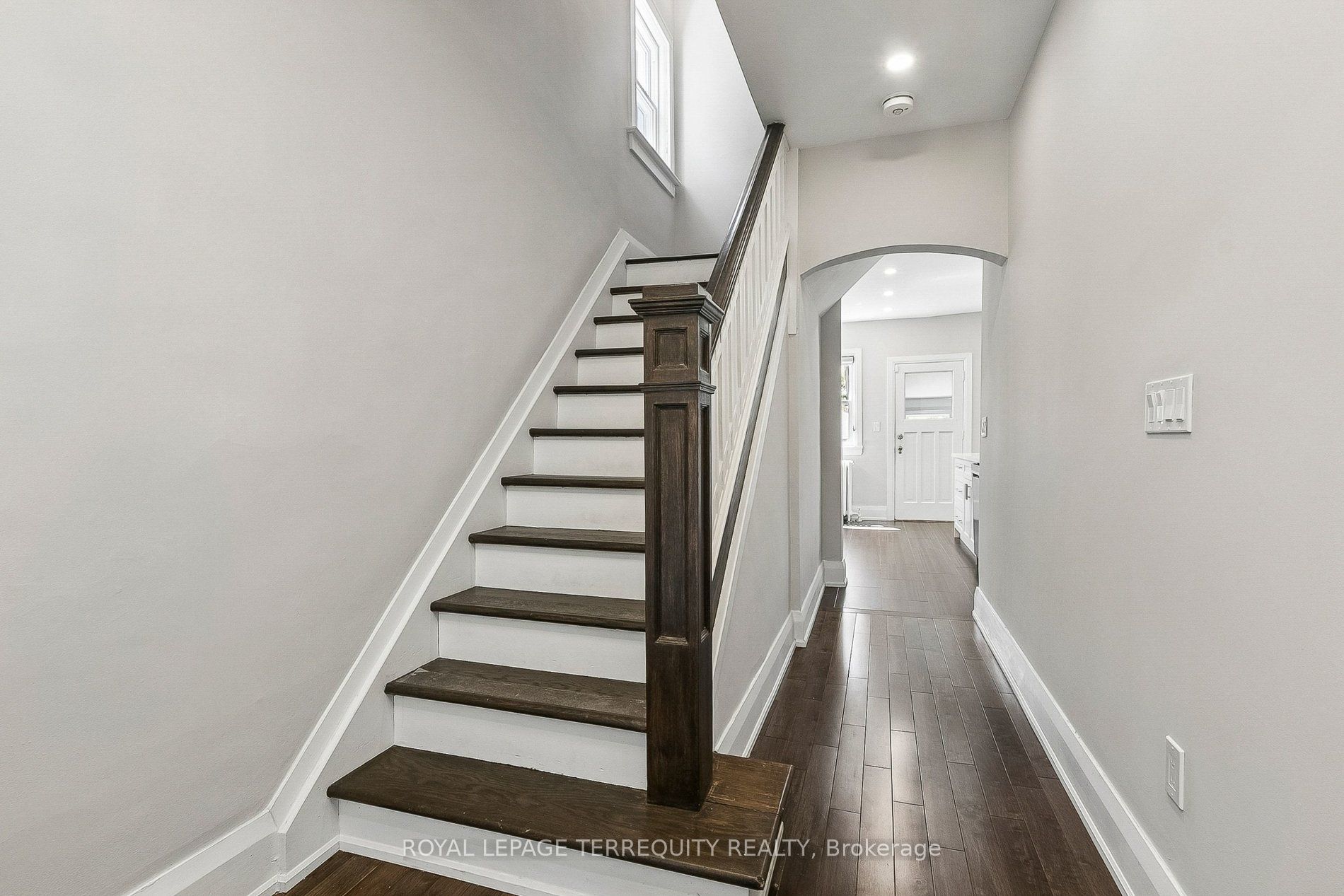407 Annette Street, Toronto, ON M6P 1R7 photo 5