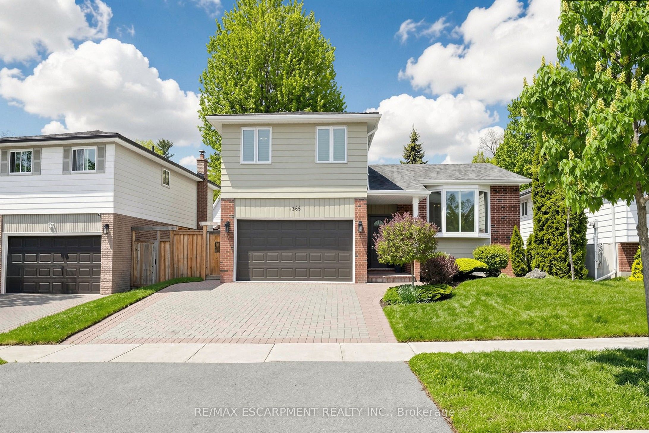 1365 Ester Drive, Burlington, ON L7P 1L4 photo 4