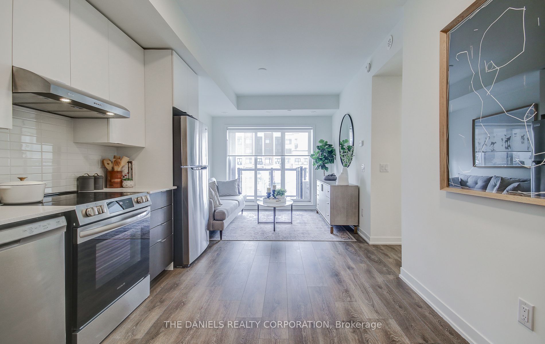 165 Canon Jackson Drive 211, Toronto, ON M6M 0C4 photo 5