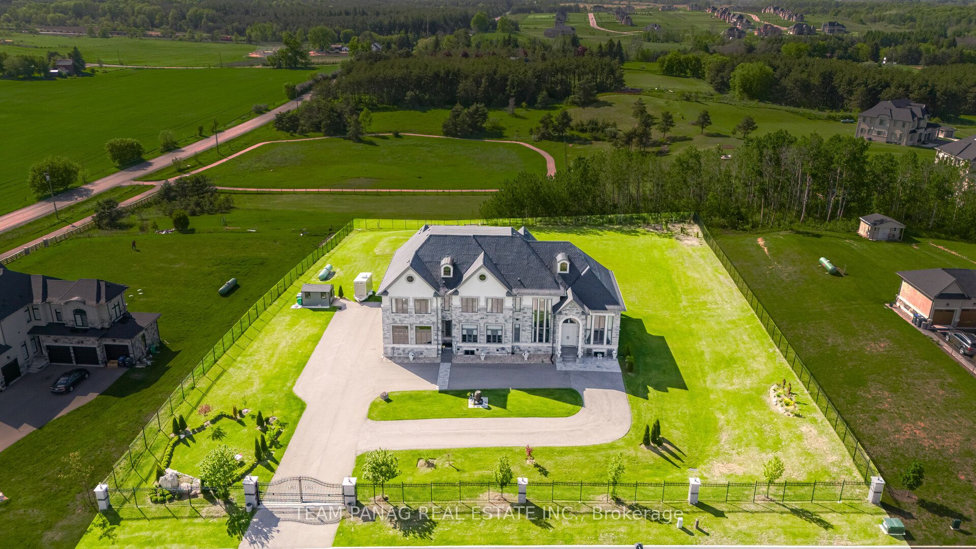20 Stinson Street, Caledon, ON L7E 4L6 photo 2