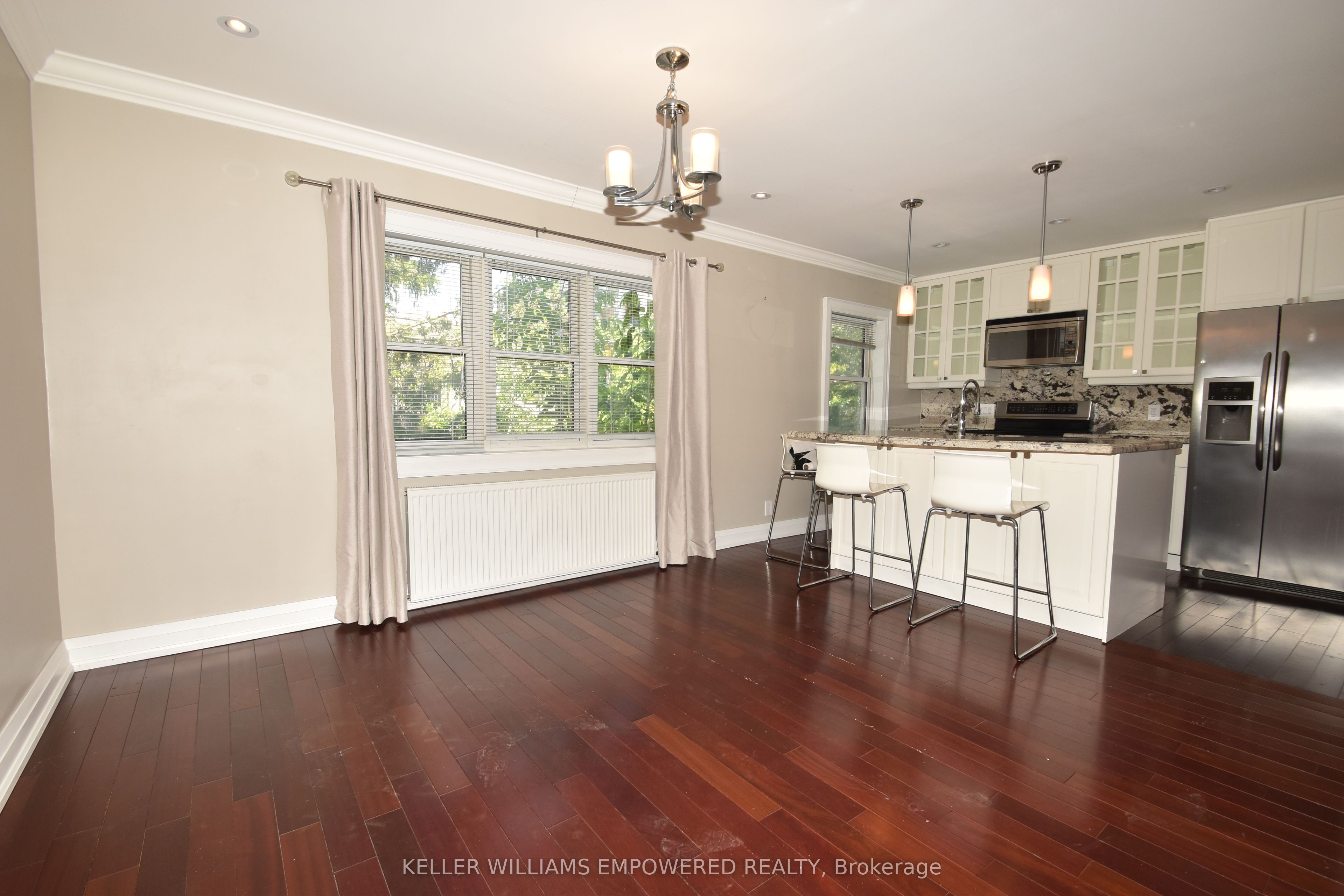 2665 Bloor Street W 2, Toronto, ON M8X 1A4 photo 4