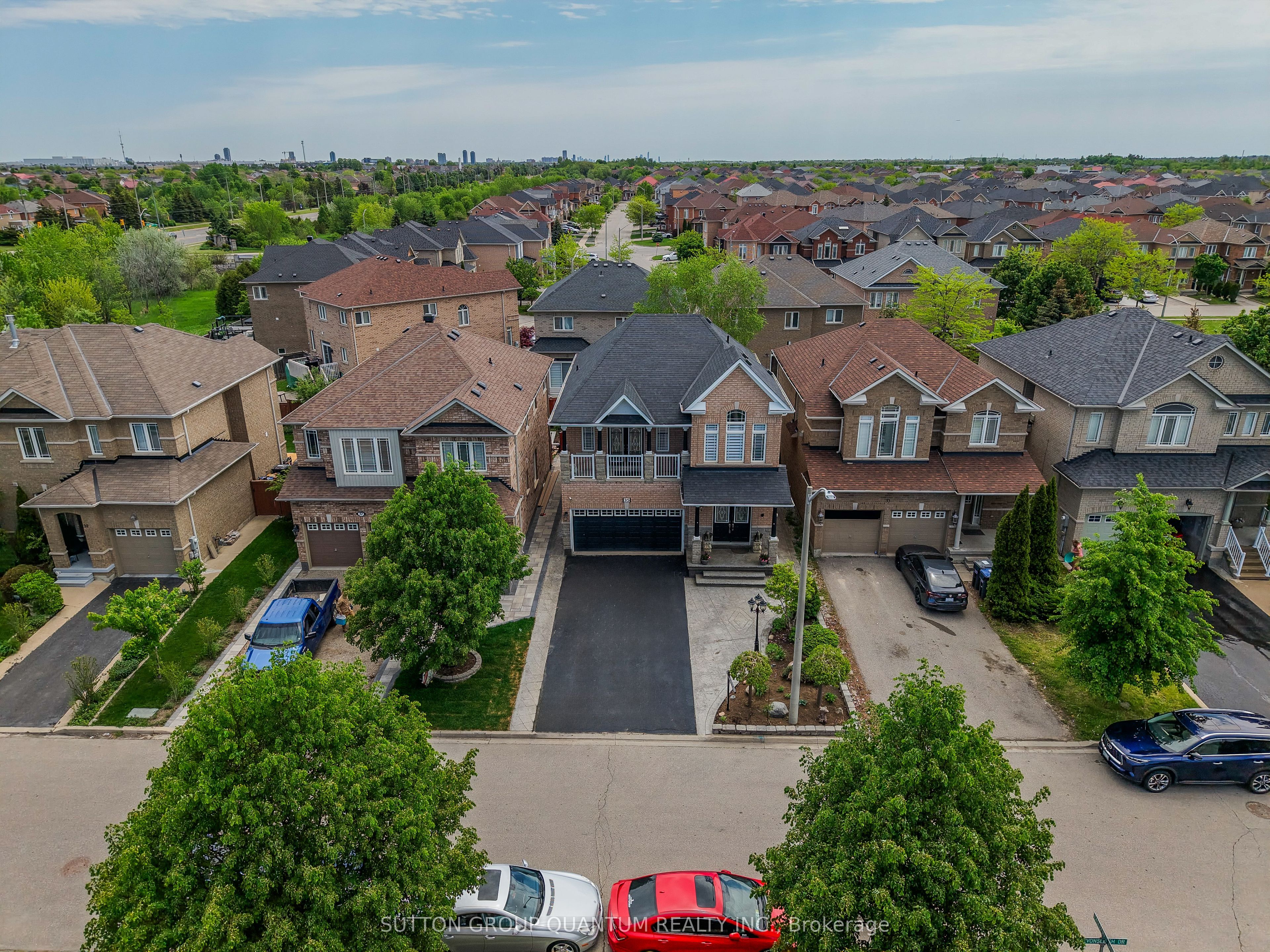 35 Devonsleigh Drive, Brampton, ON L7A 3S3