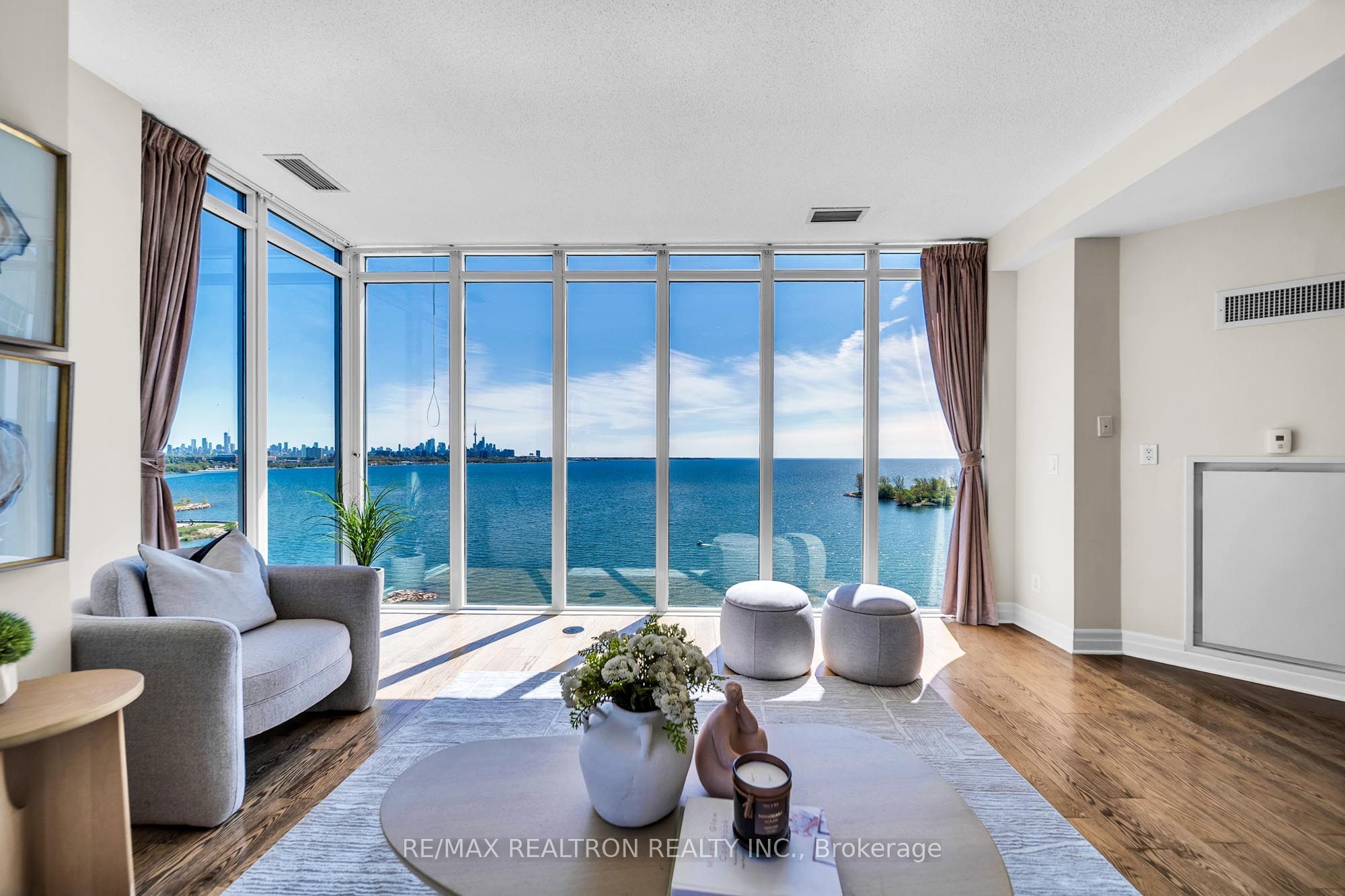 58 Marine Parade Drive 1203, Toronto, ON M8V 4G1