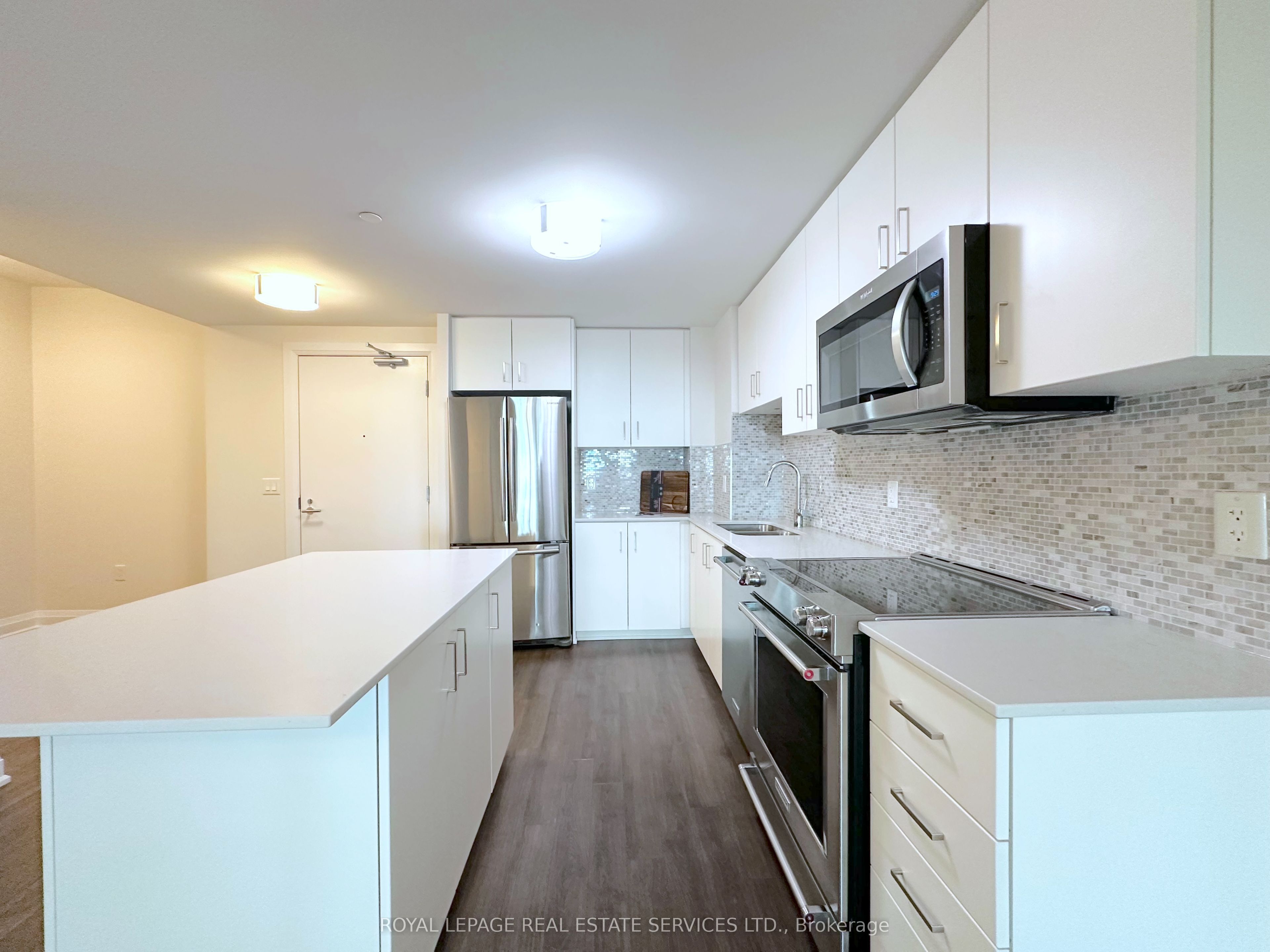 2333 Taunton Road 101, Oakville, ON L6H 0N5 photo 5