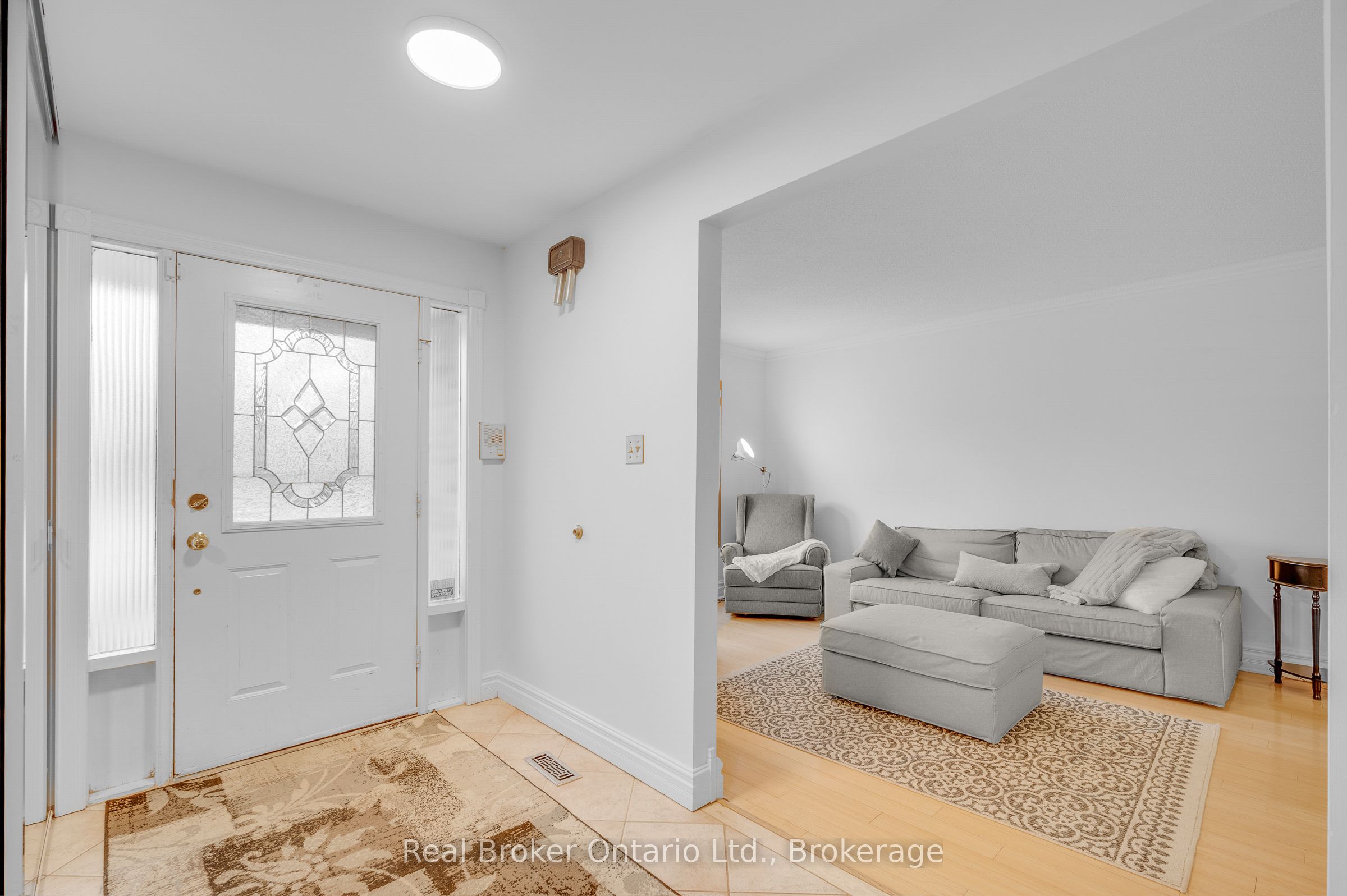 6366 Miller's Grove, Mississauga, ON L5N 3M7 photo 3