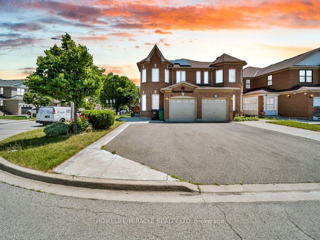 55 Secord Crescent, Brampton, ON L6X 4Y8 photo 3