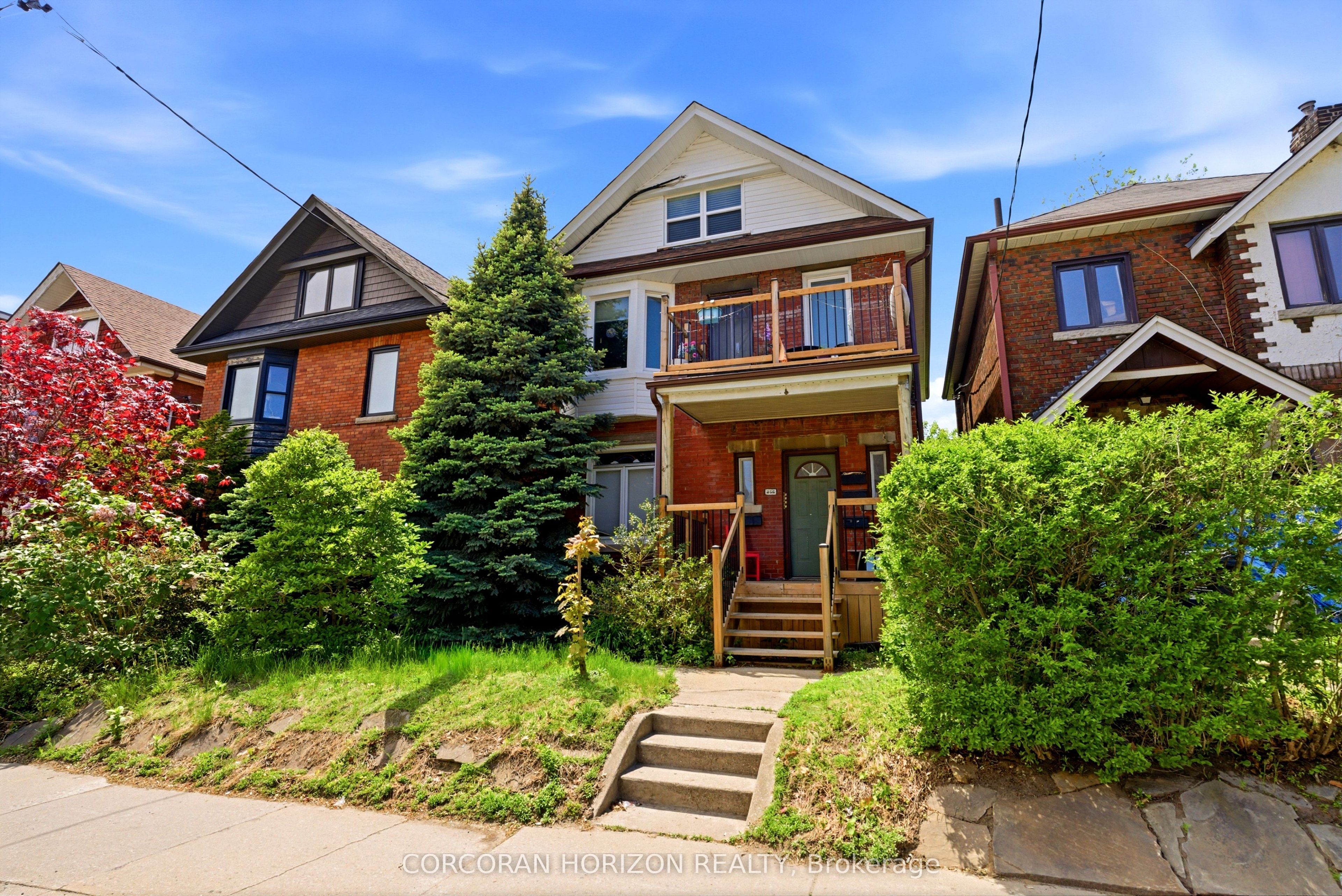 256 Keele Street, Toronto, ON M6P 2K3