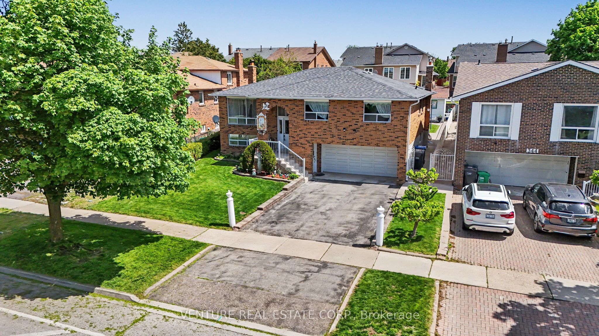 346 N Centre Street N, Brampton, ON L6V 3B5 photo 5