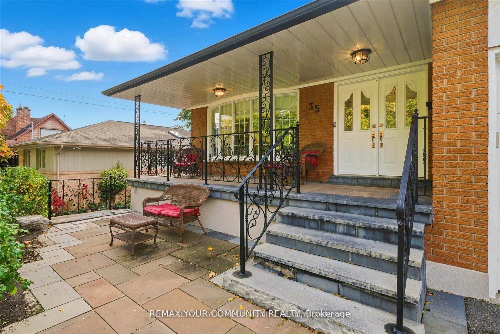 35 Sunvale Drive, Toronto, ON M9R 1Z4 photo 5