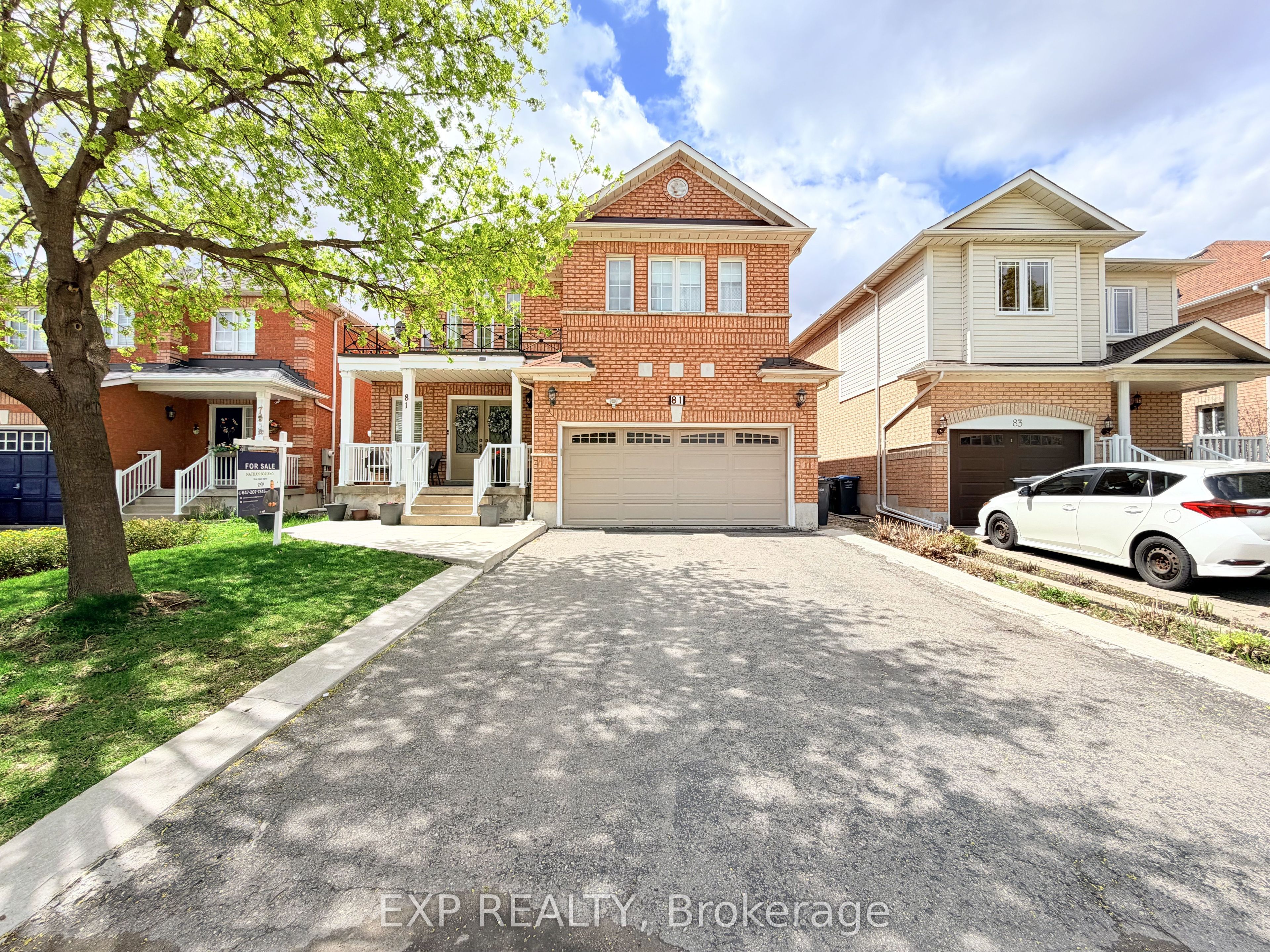 81 Farthingale Crescent, Brampton, ON L7A 1W7 photo 2