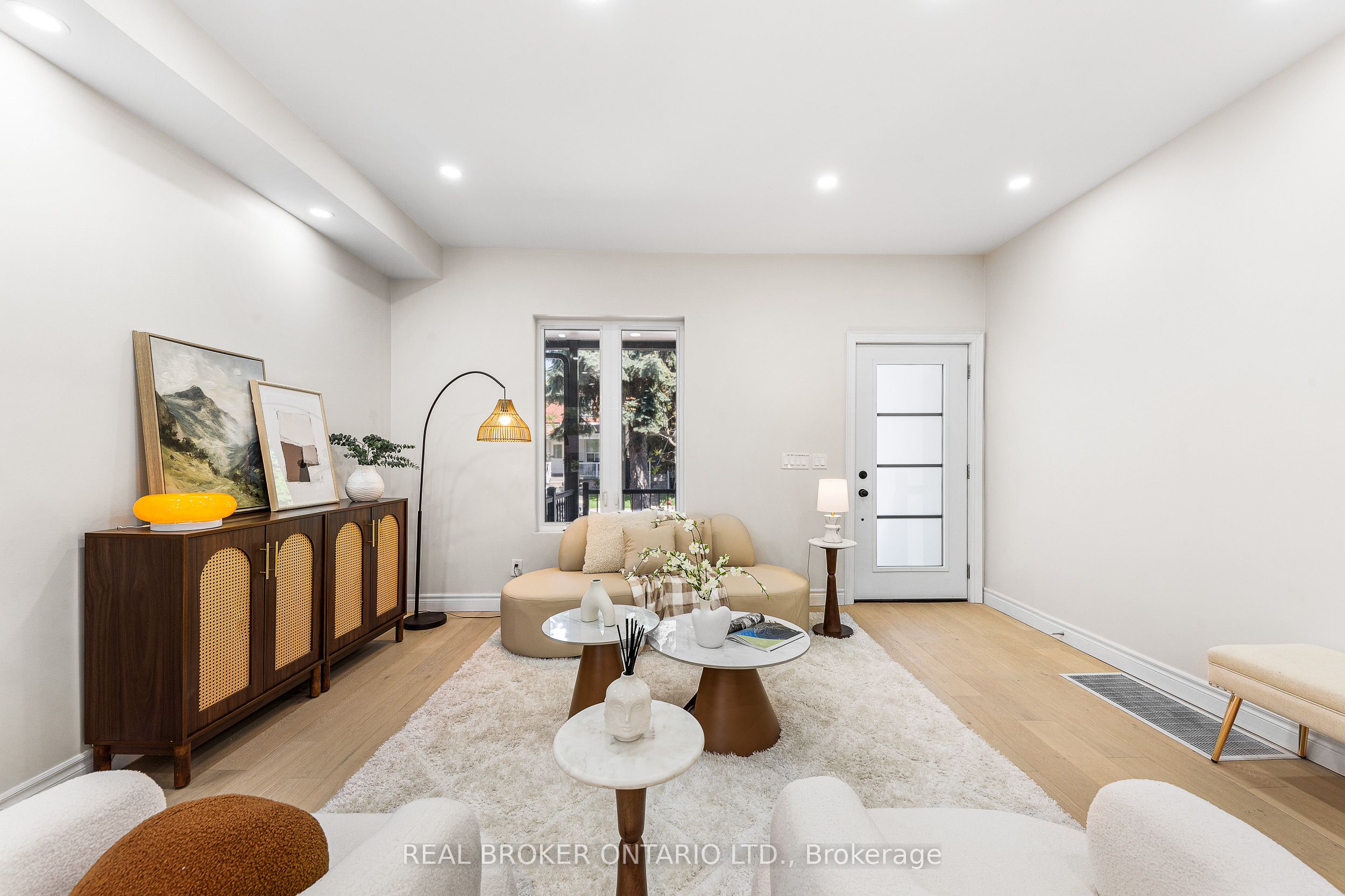 806 Gladstone Avenue, Toronto, ON M6H 3J6 photo 3