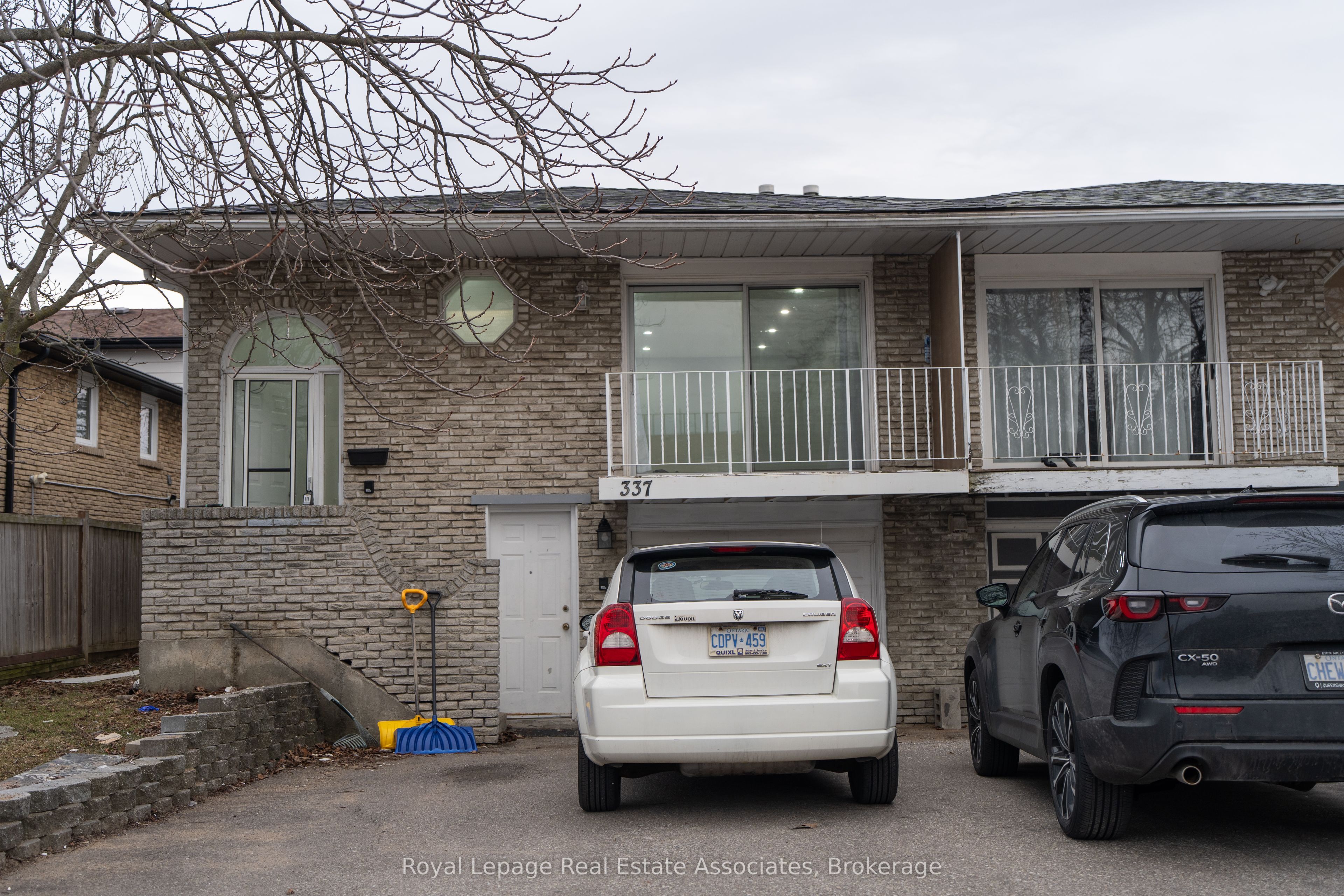 337 Hansen Road N, Brampton, ON L6V 2Y2 photo 3