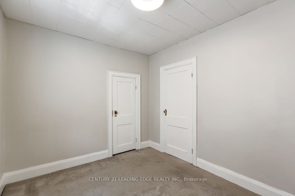 26 Grandville Avenue, Toronto, ON M6N 4T9 photo 5