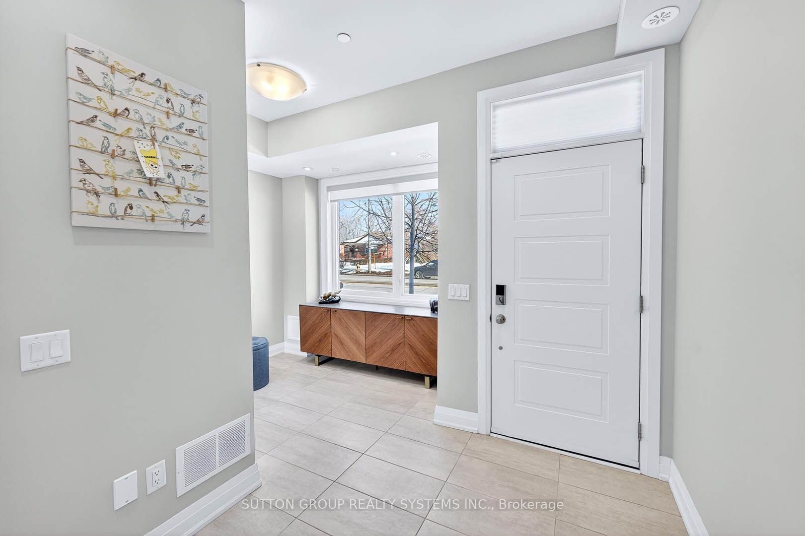 1126A Islington Avenue, Toronto, ON M8Z 0G6 photo 3