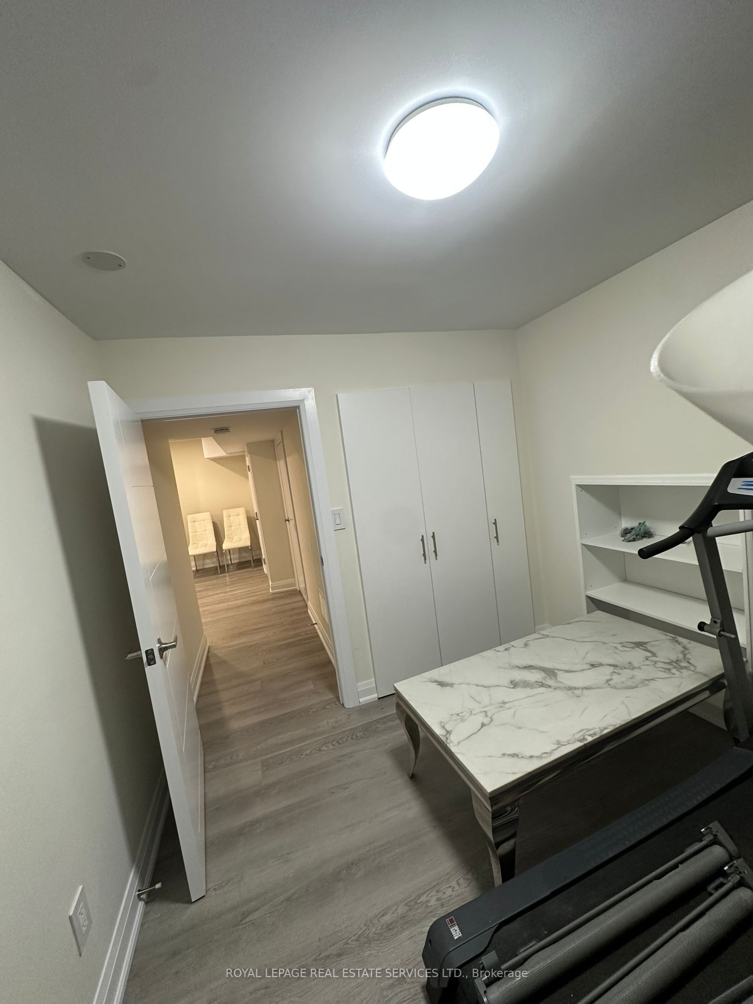 2389 Morrison Avenue Bsmt, Mississauga, ON L5C 3C6 photo 3