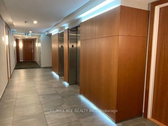2800 Keele Street 909, Toronto, ON M3M 2G4 photo 3