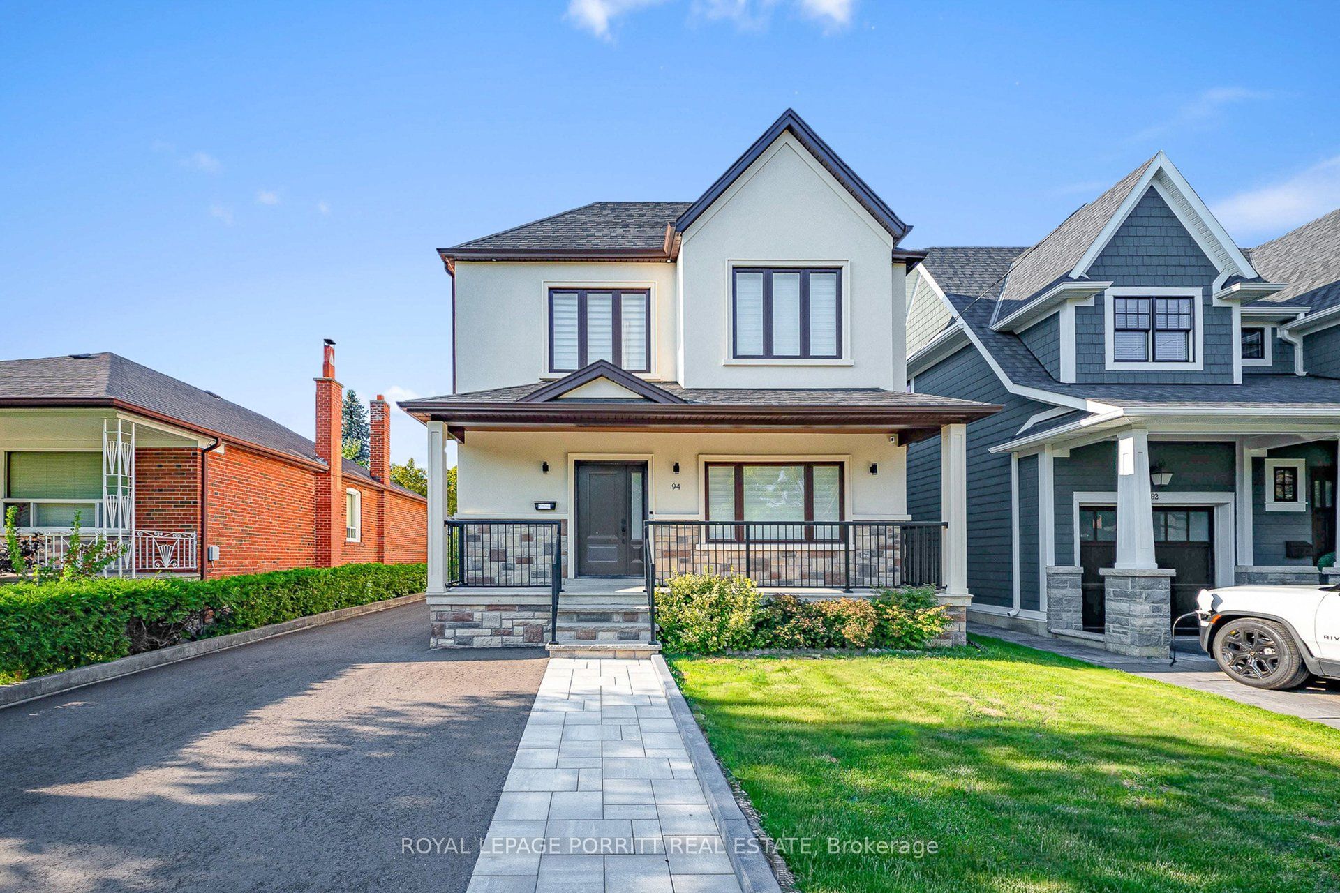 94 Edgecroft Road, Toronto, ON M8Z 2C3