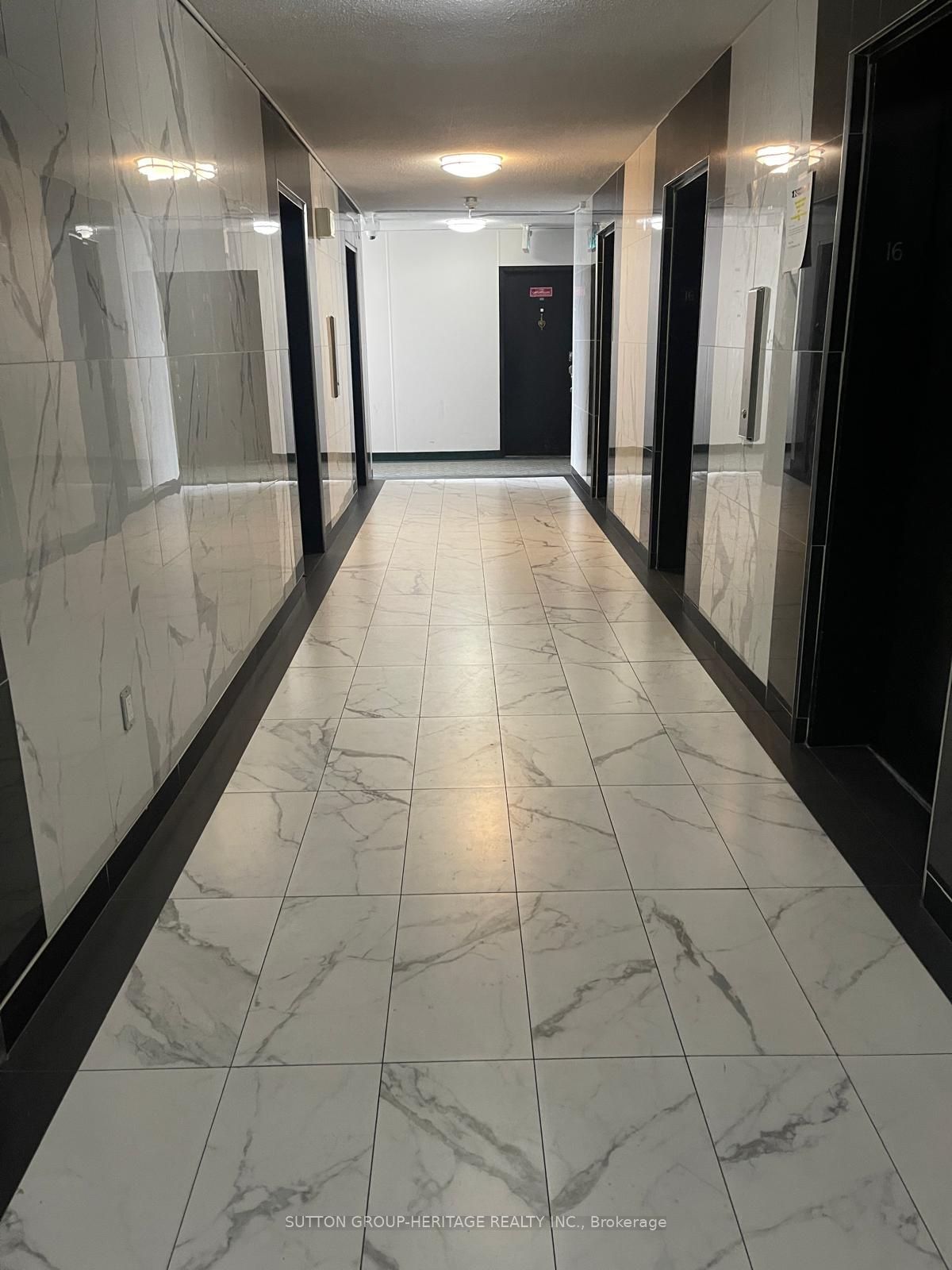 320 Dixon Road 1613, Toronto, ON M9R 1S8 photo 5