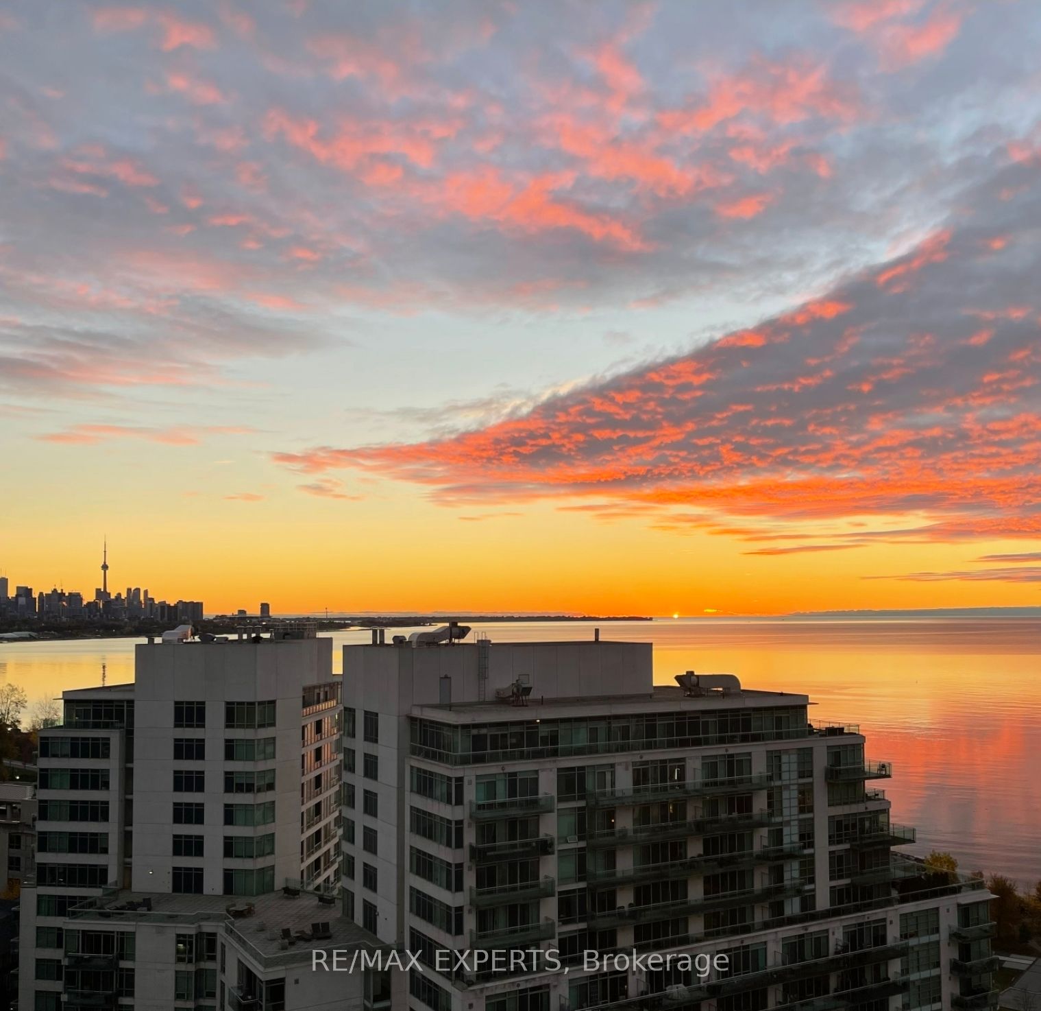 2083 Lakeshore Boulevard W 1509, Toronto, ON M8V 4G2 photo 2