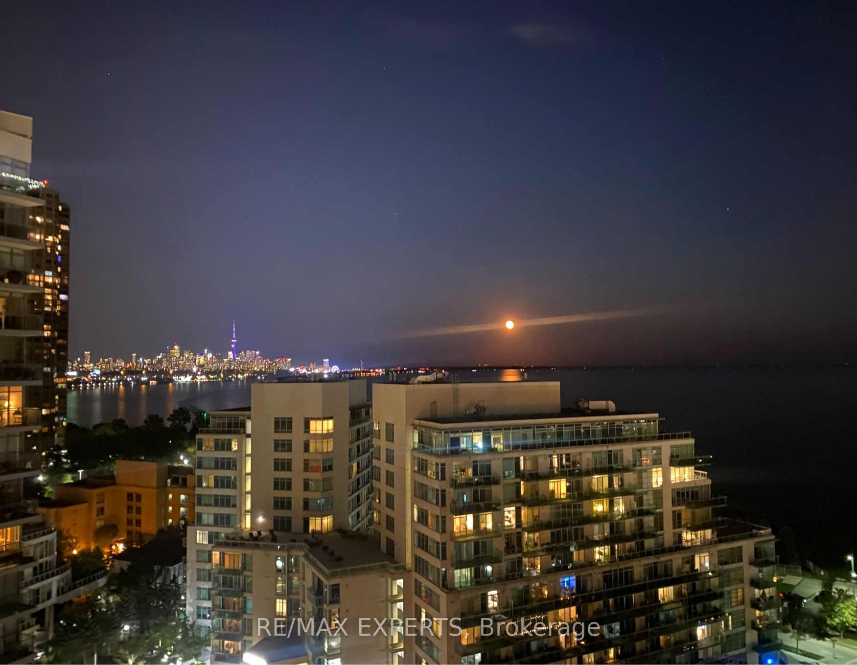 2083 Lakeshore Boulevard W 1509, Toronto, ON M8V 4G2 photo 4
